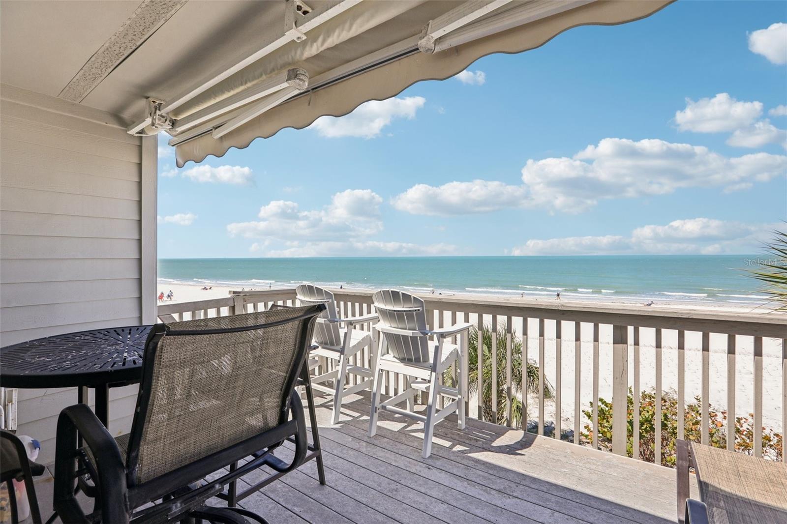 PELICANS POINTE BEACH HOMES - Residential