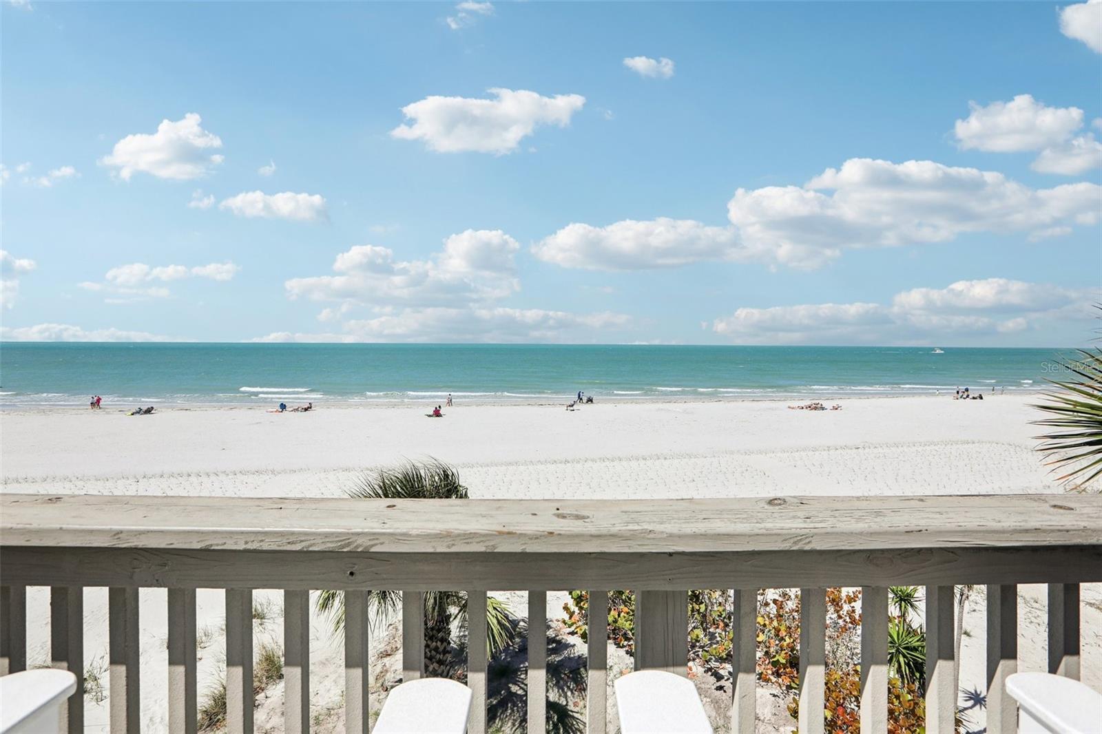 PELICANS POINTE BEACH HOMES - Residential