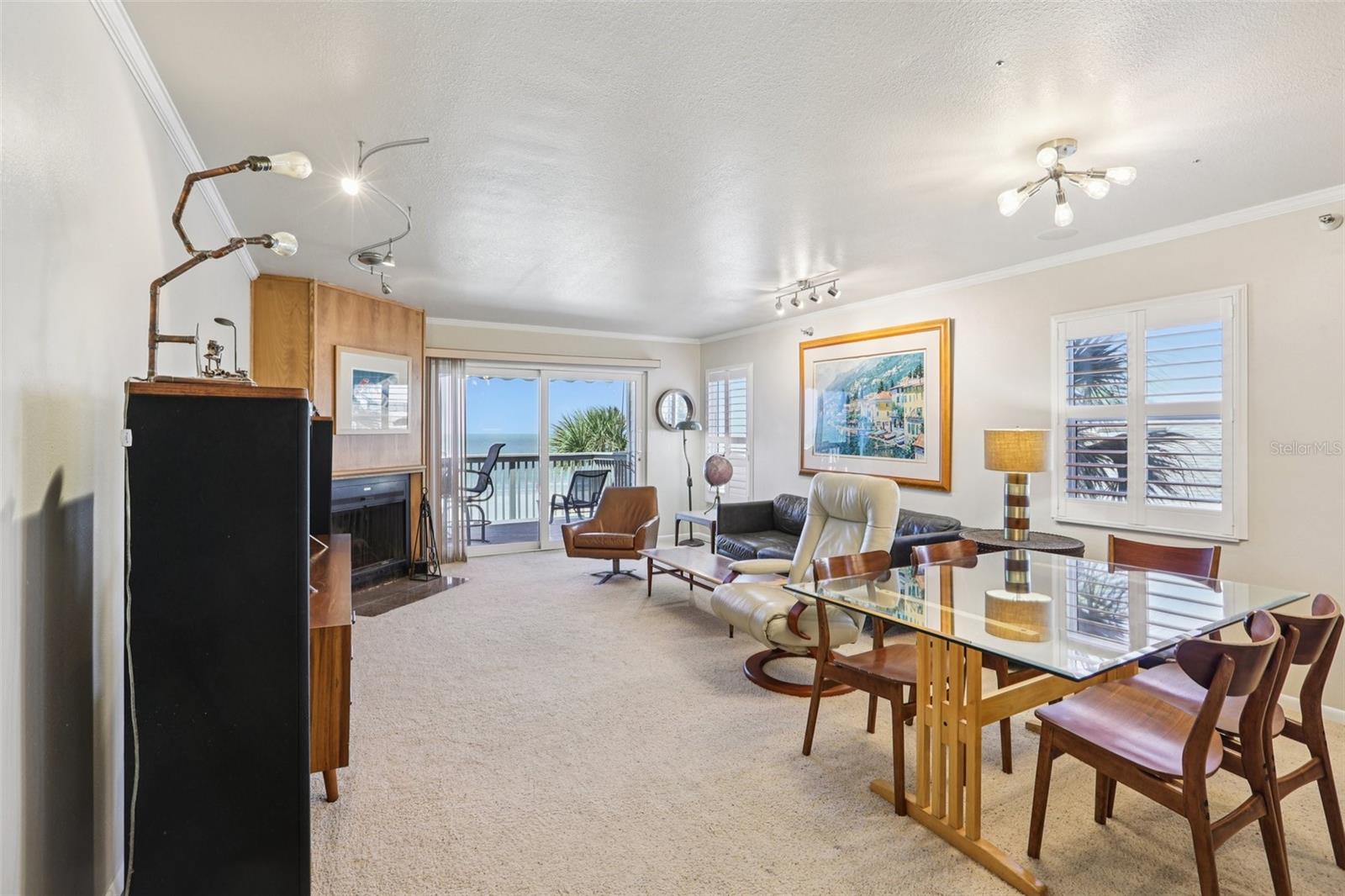 PELICANS POINTE BEACH HOMES - Residential