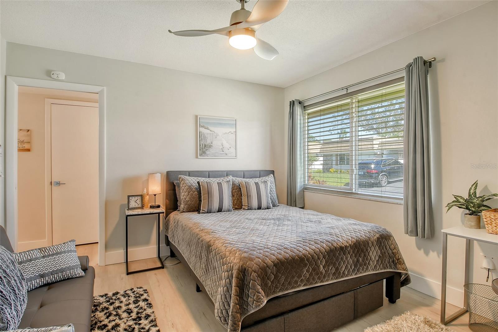 STRATHMORE RIVERSIDE II - Residential
