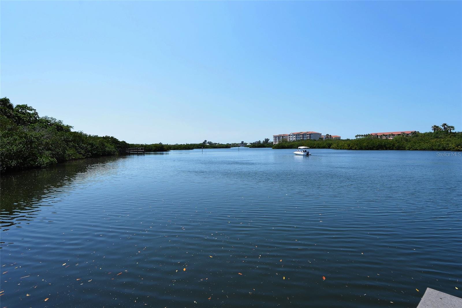 STRATHMORE RIVERSIDE II - Residential
