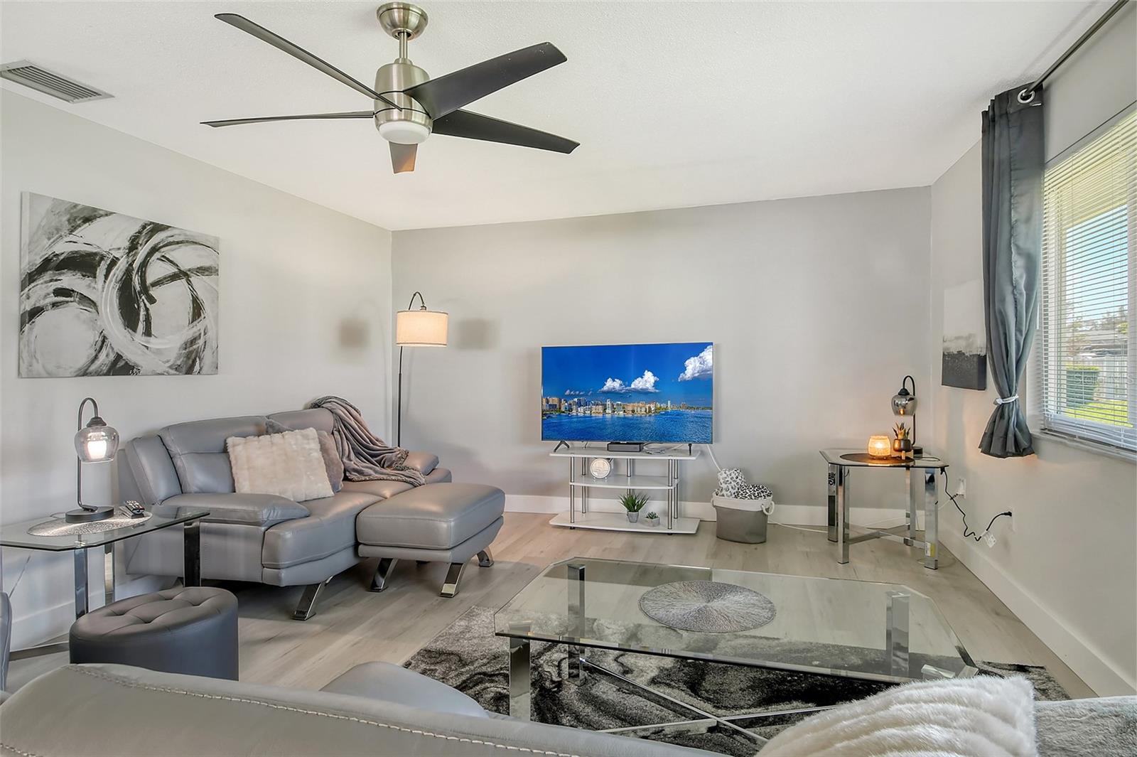 STRATHMORE RIVERSIDE II - Residential