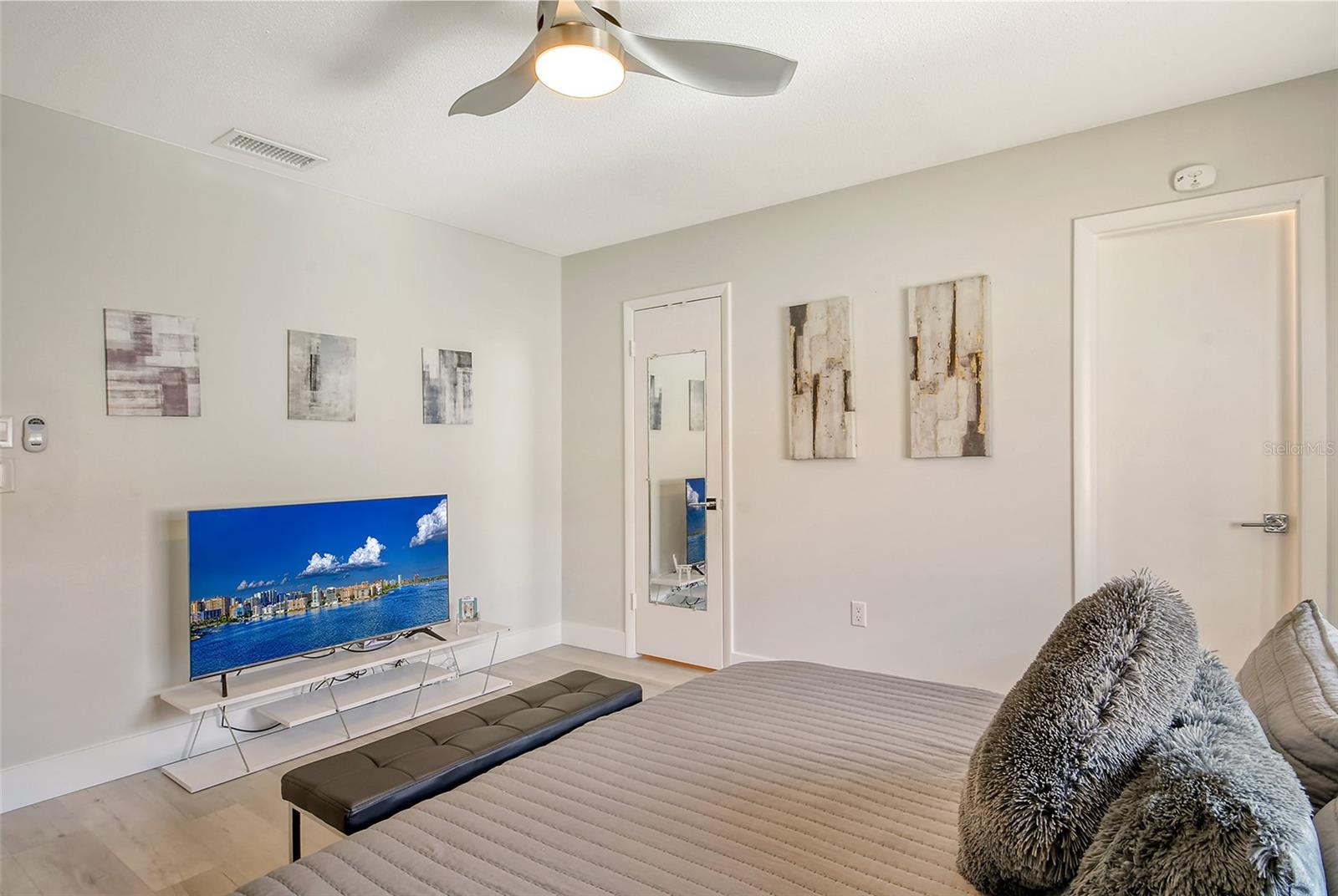STRATHMORE RIVERSIDE II - Residential
