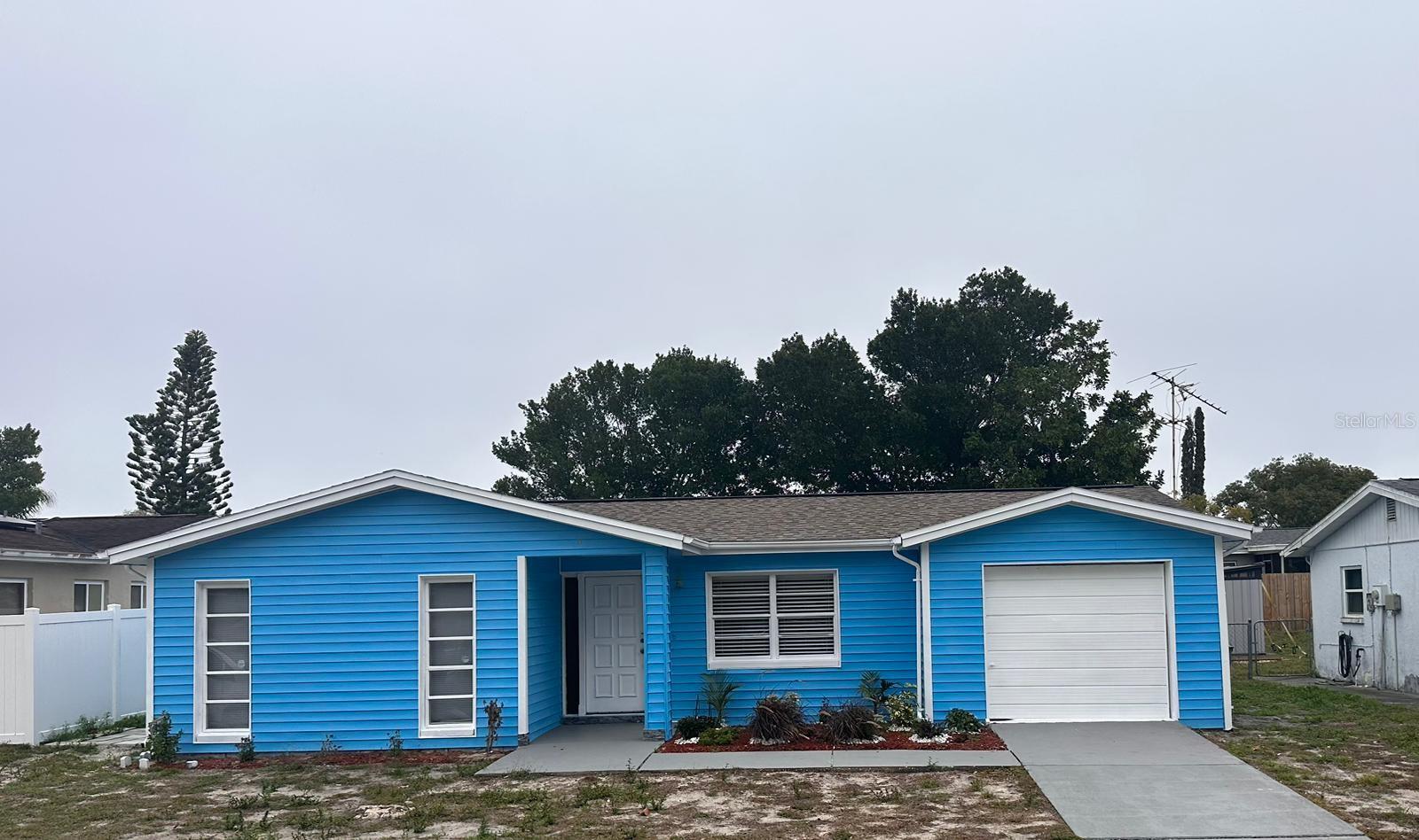 THE LAKES - Residential Lease