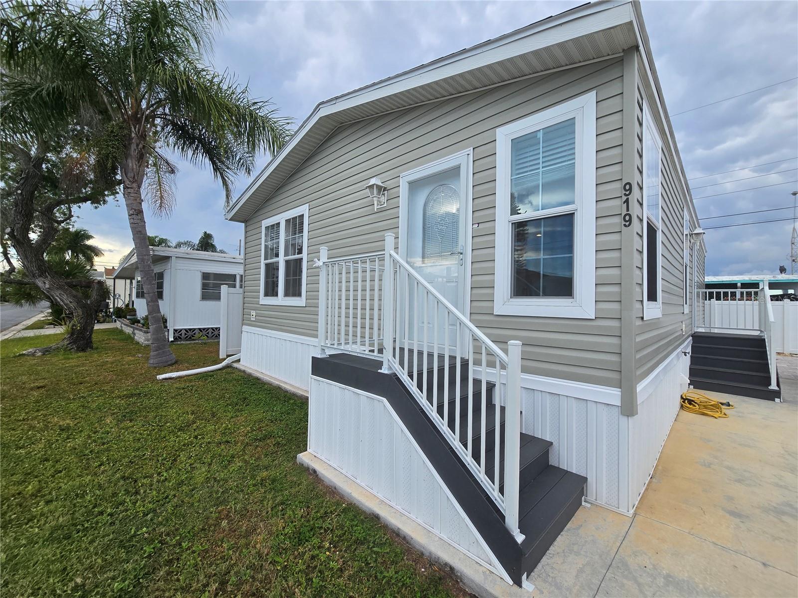 FAIR LANE ACRES - Residential