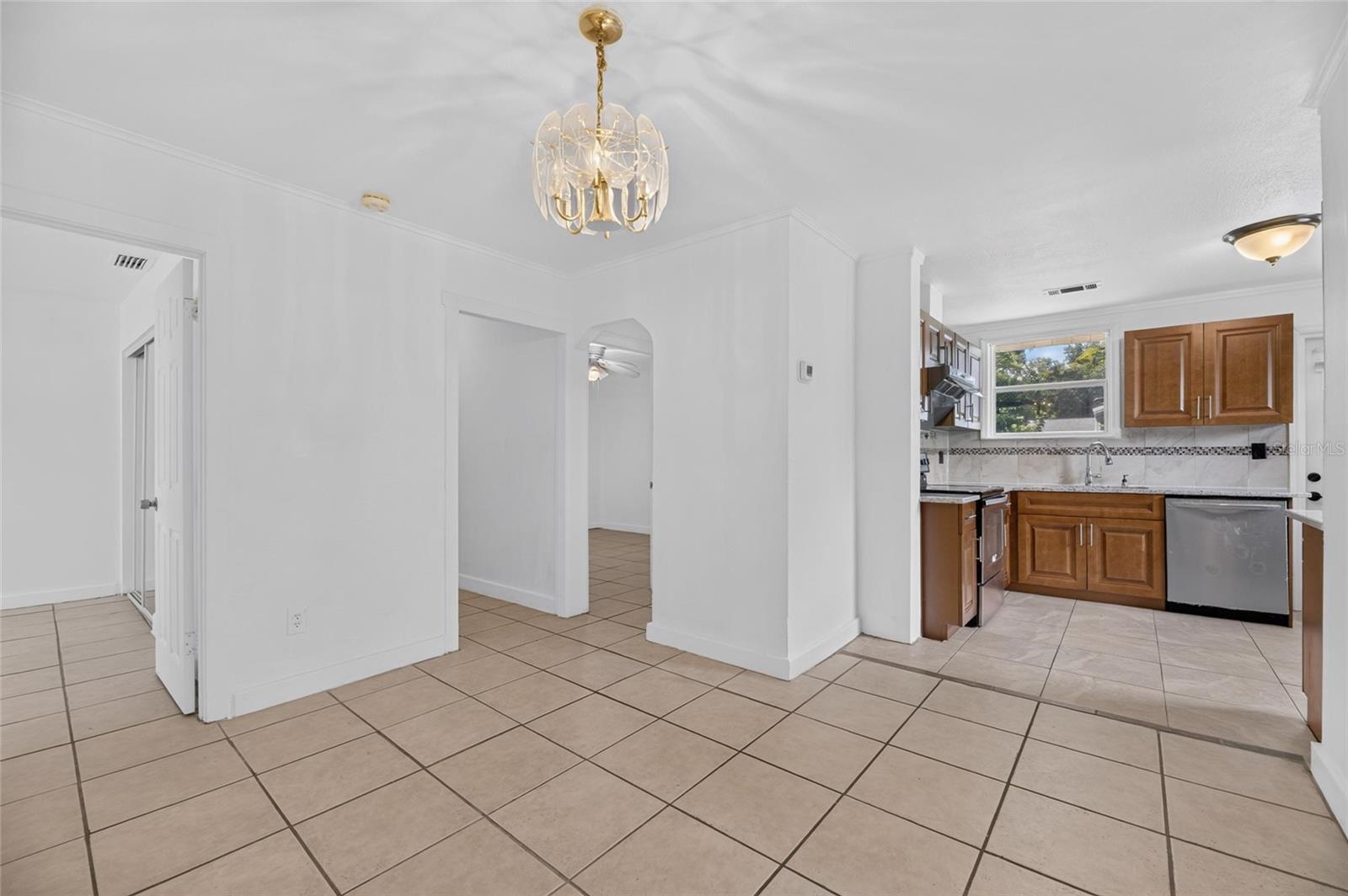 VALKENWAL - Residential Lease