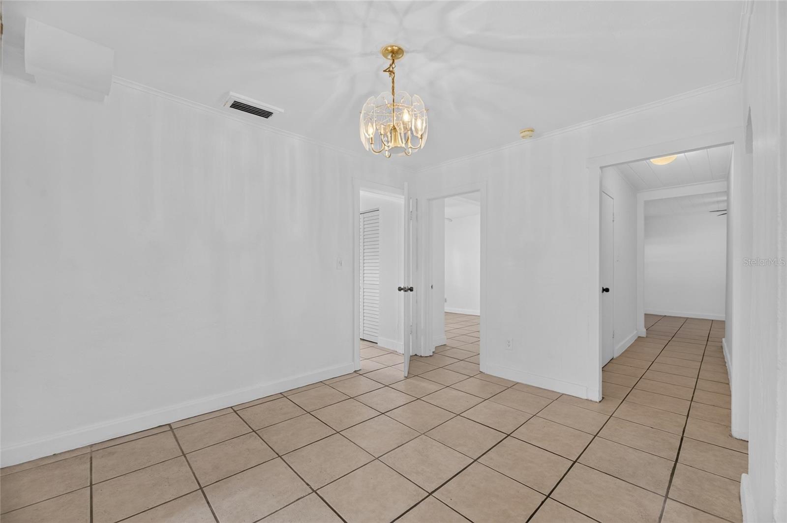 VALKENWAL - Residential Lease