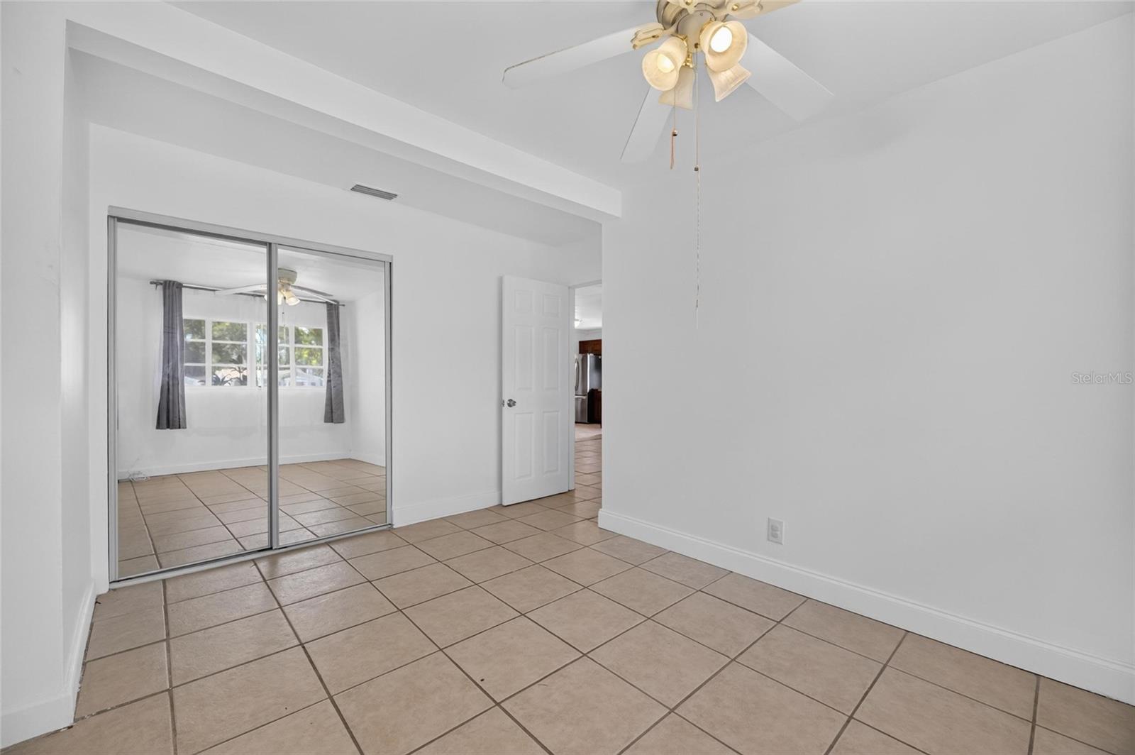 VALKENWAL - Residential Lease