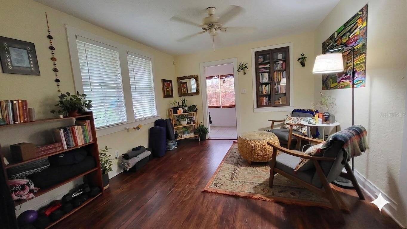 RIVERSIDE NORTH - Residential