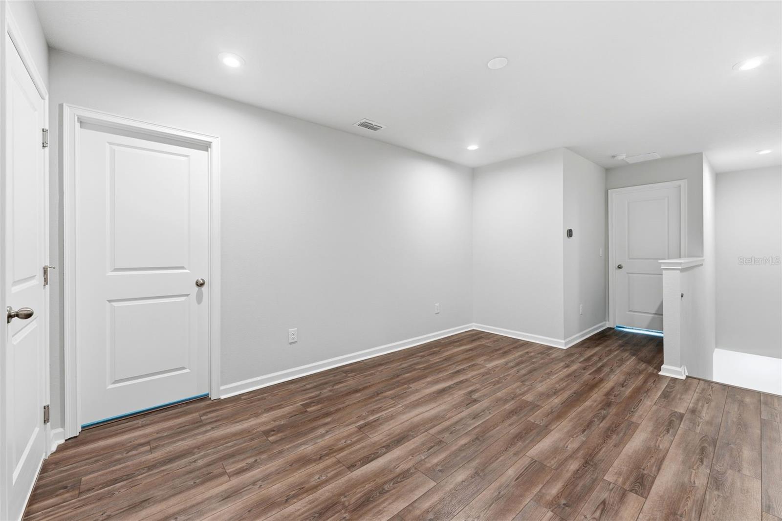 PARKVIEW/LONG LAKE RANCH PH 1A - Residential Lease