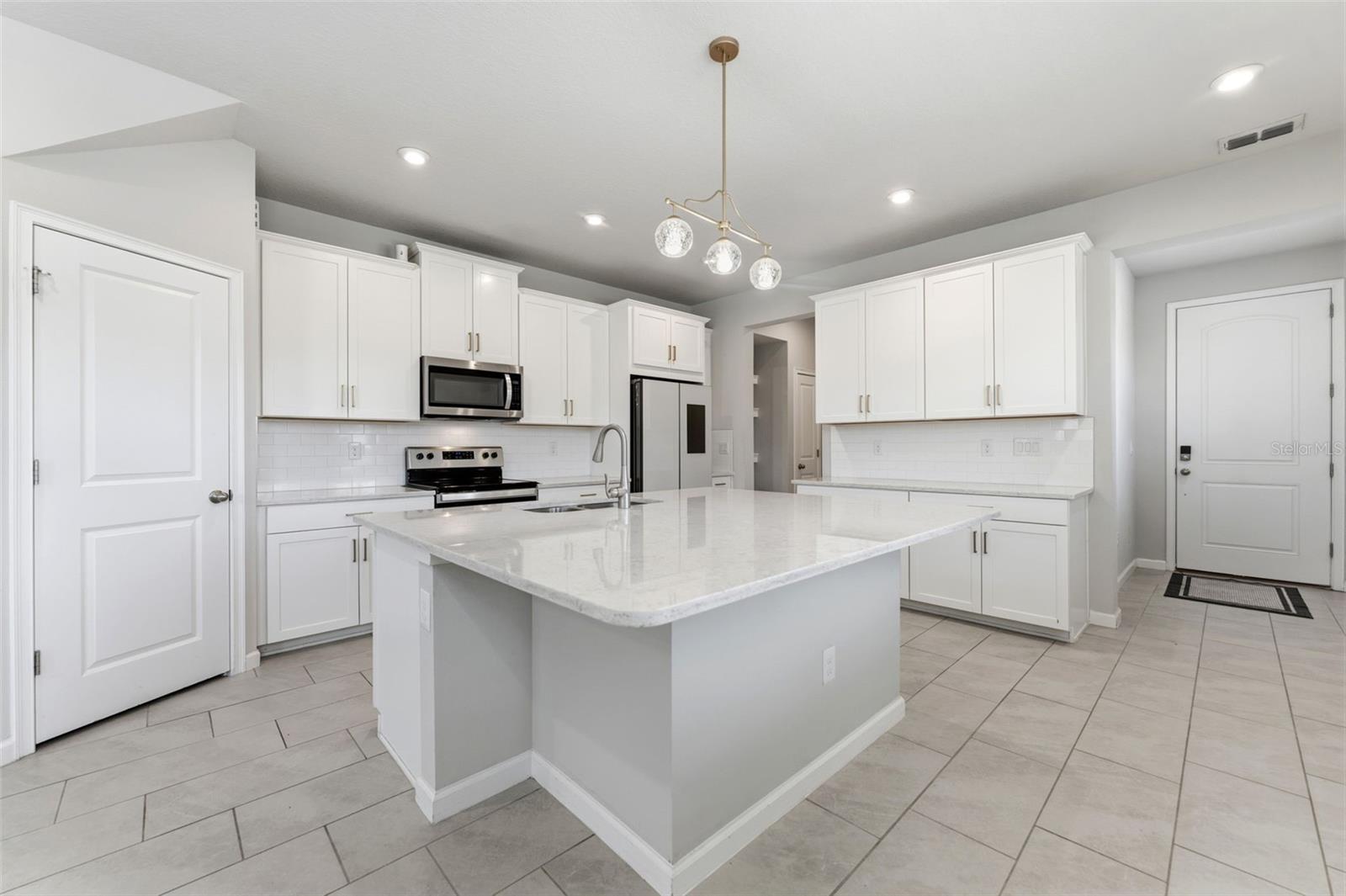 PARKVIEW/LONG LAKE RANCH PH 1A - Residential Lease
