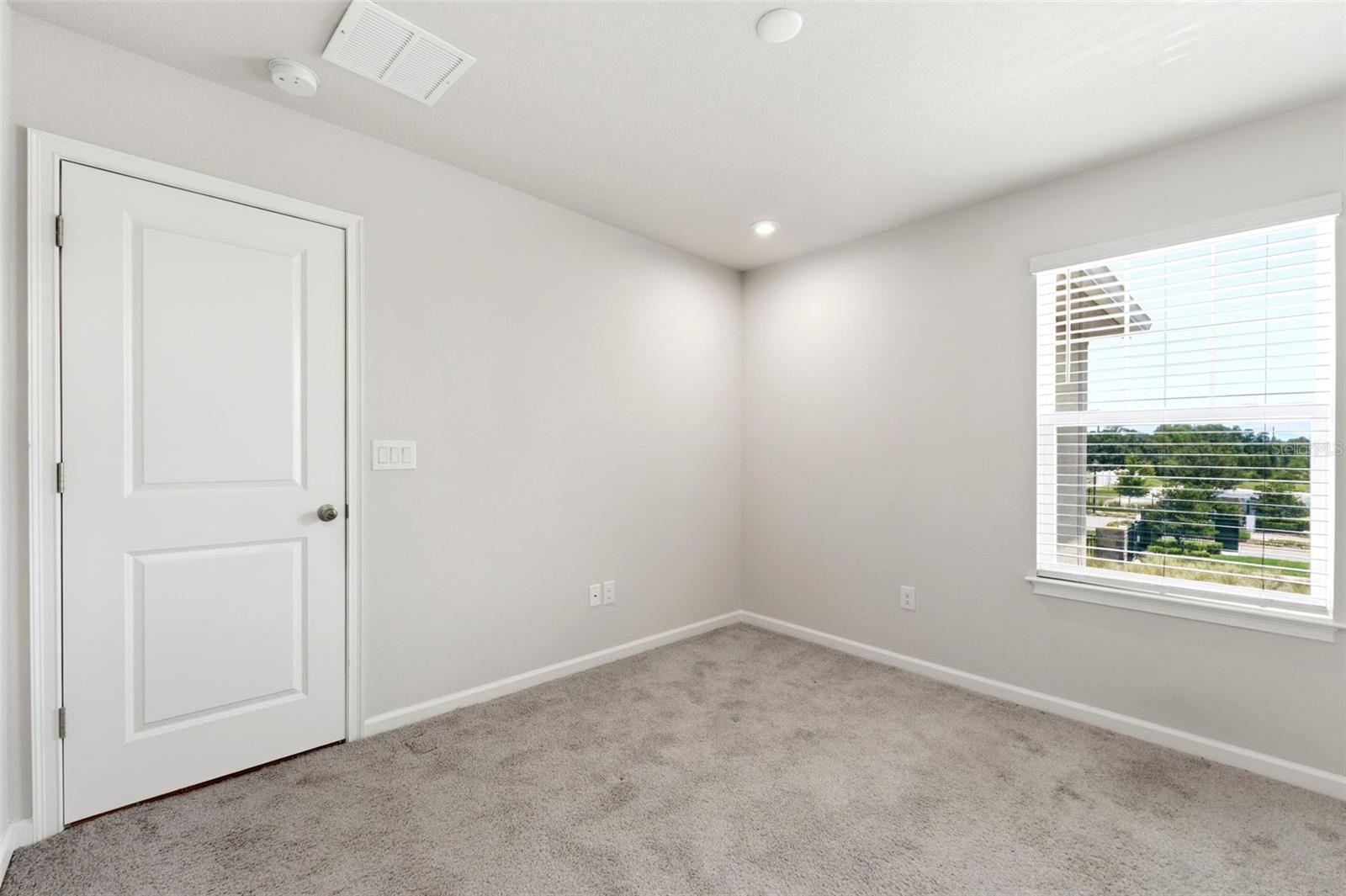 PARKVIEW/LONG LAKE RANCH PH 1A - Residential Lease