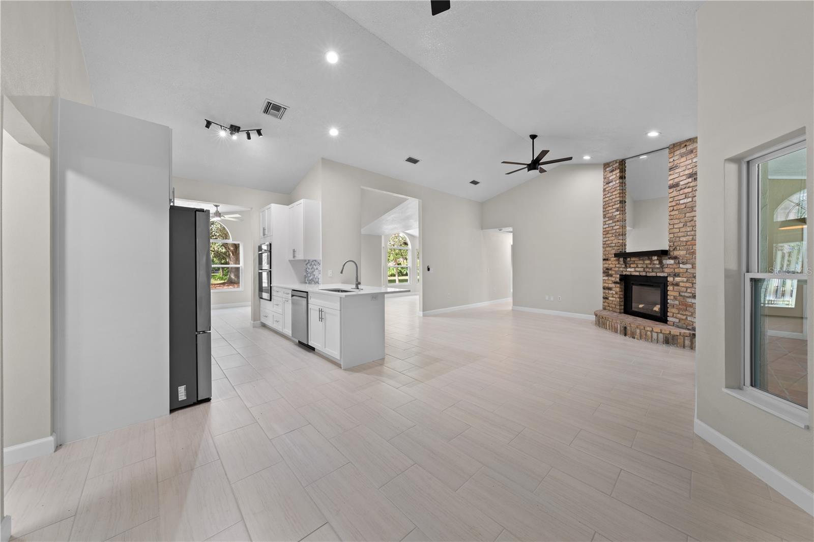 CAMELOT UNIT 1 - Residential