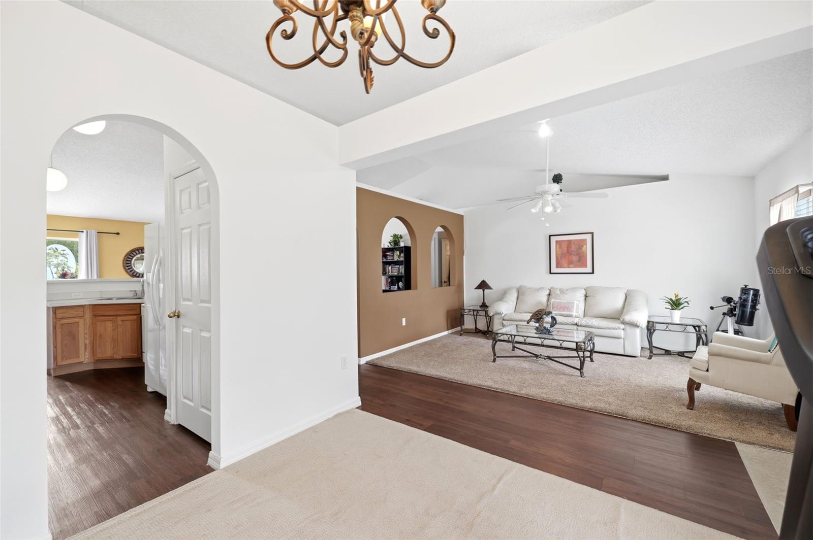 SPRING HILL - Residential