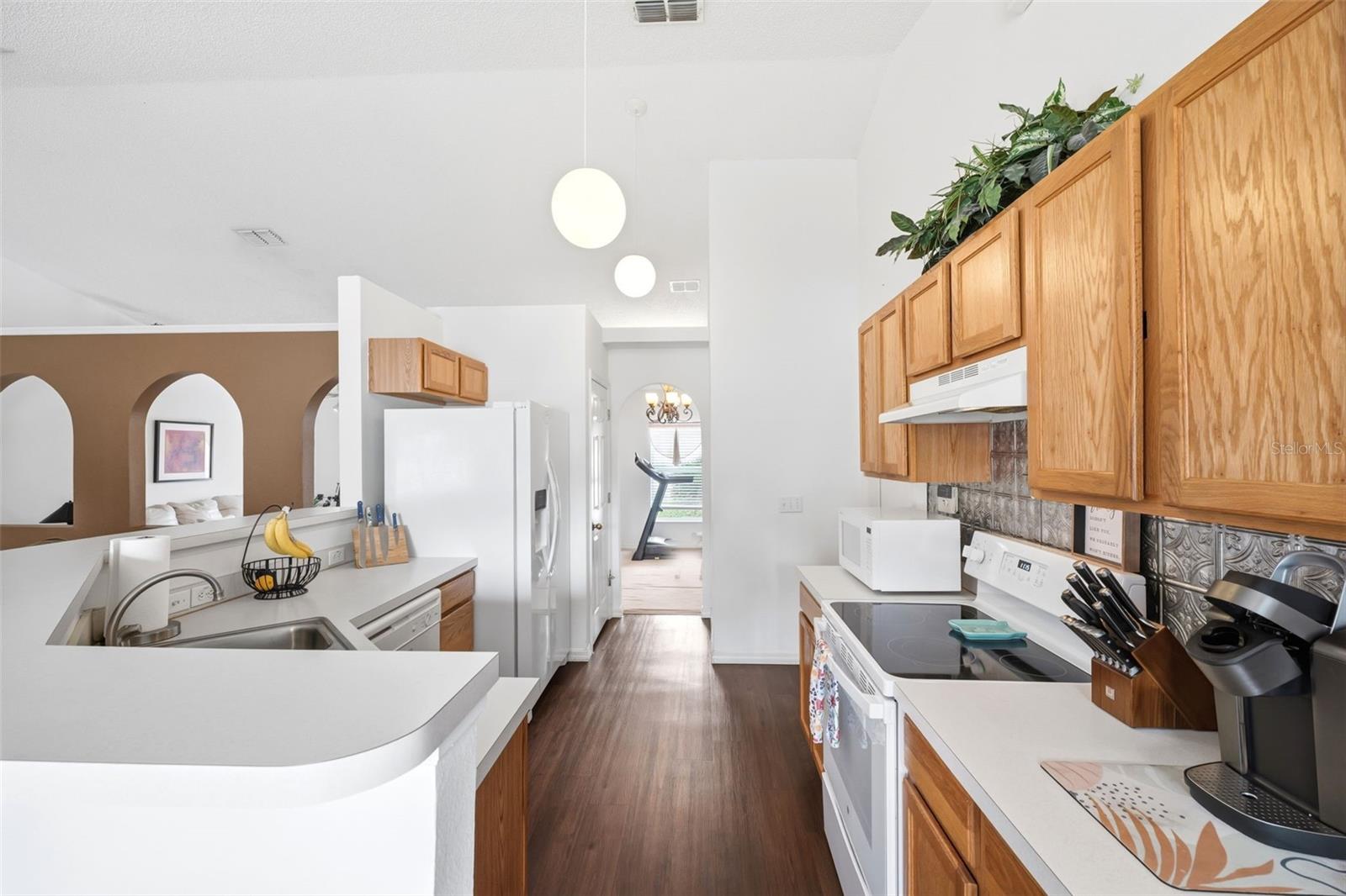 SPRING HILL - Residential