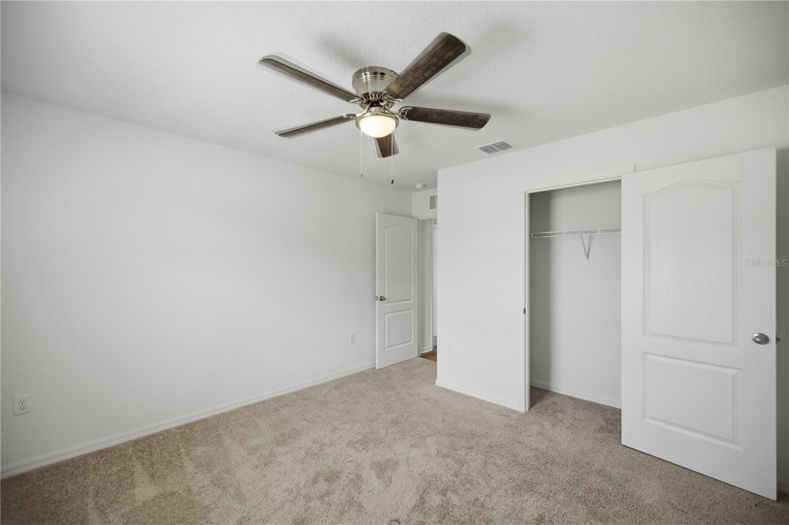 MARION OAKS UN 04 - Residential