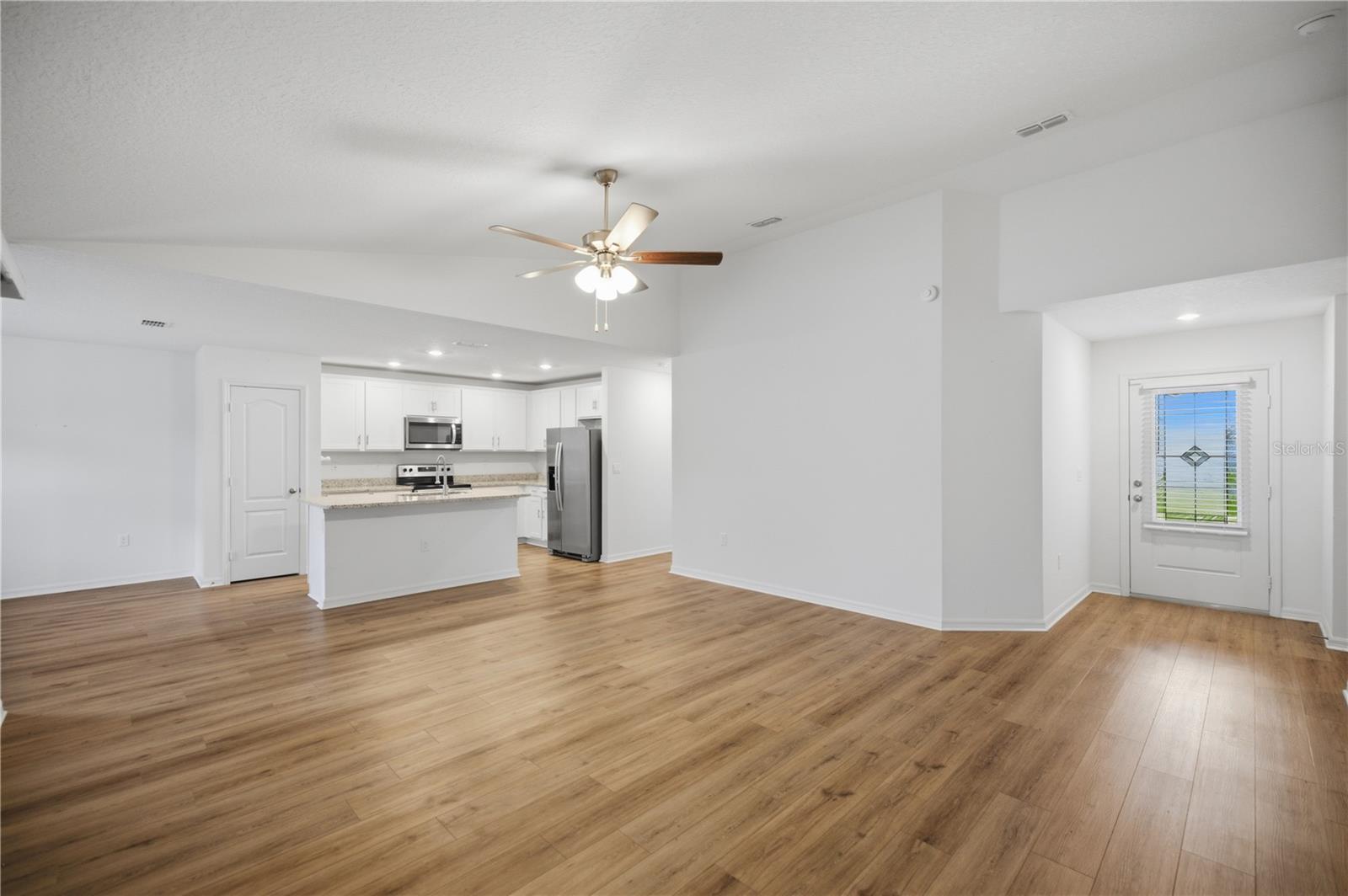MARION OAKS UN 04 - Residential