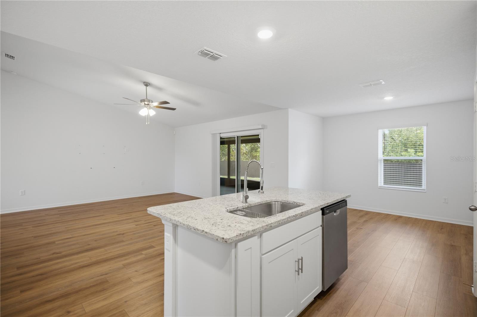 MARION OAKS UN 04 - Residential