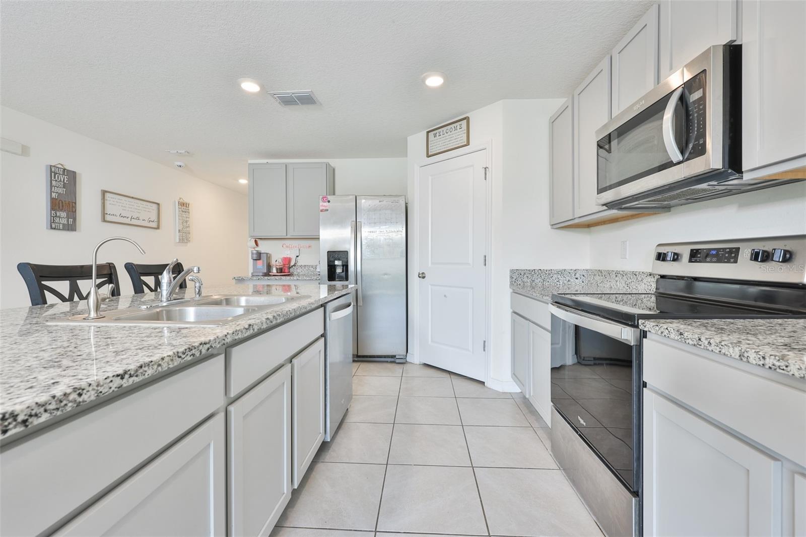 BERRY BAY SUB - Residential