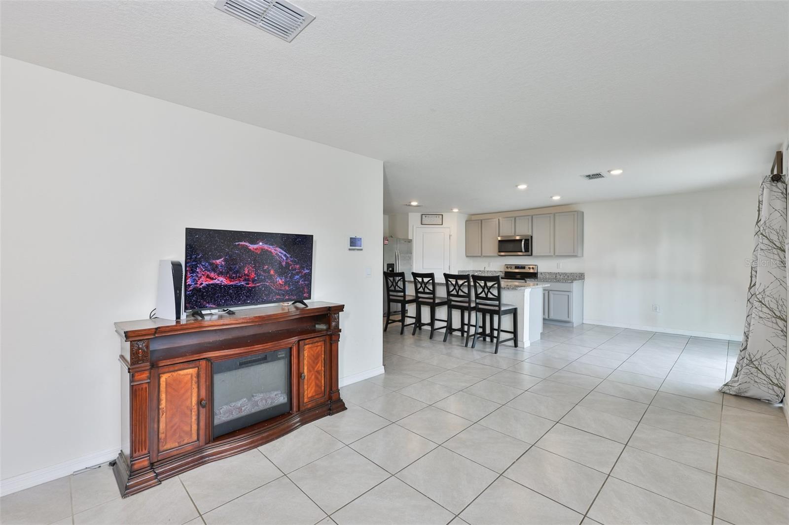 BERRY BAY SUB - Residential