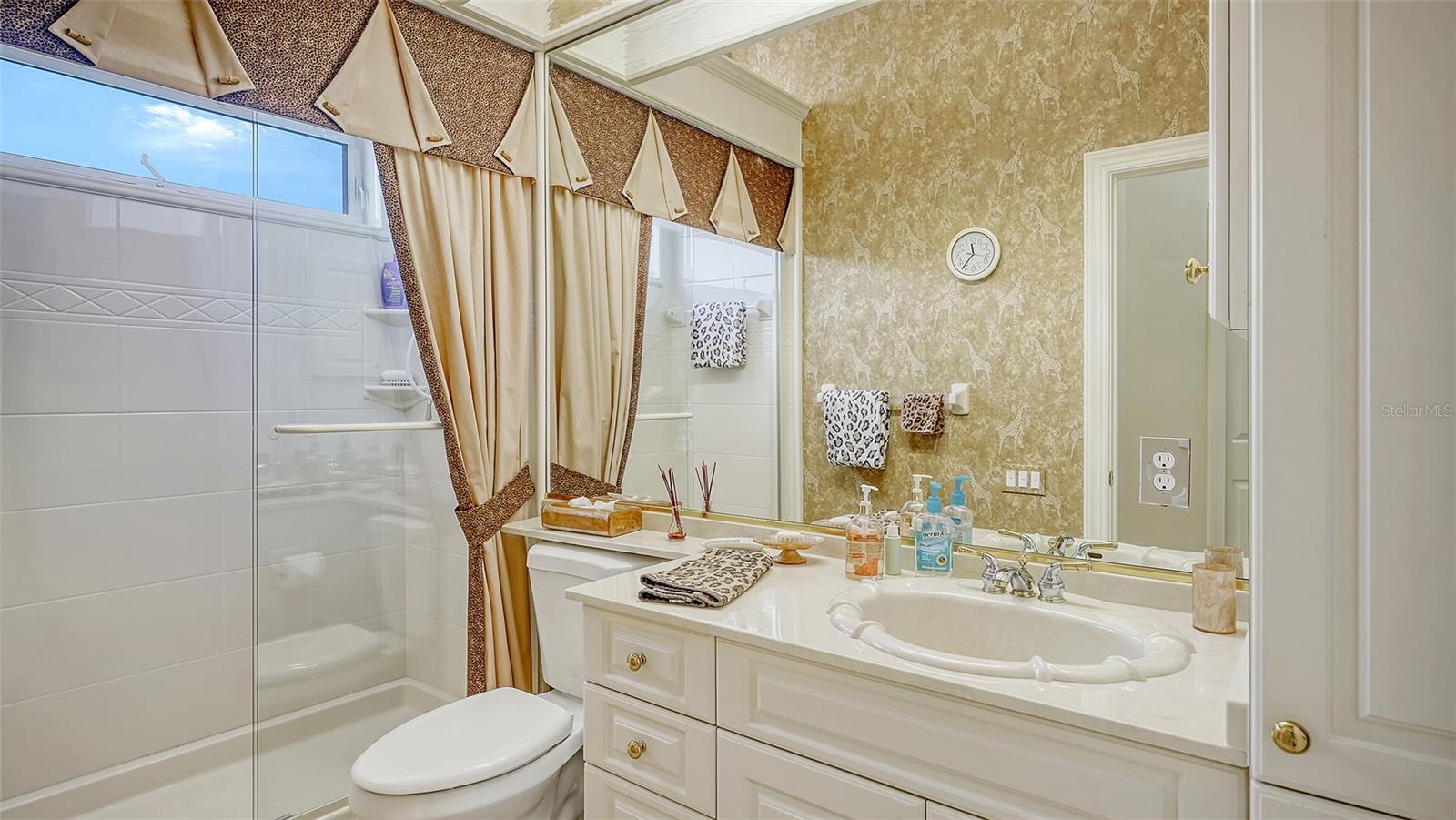 SILVER OAK - Residential