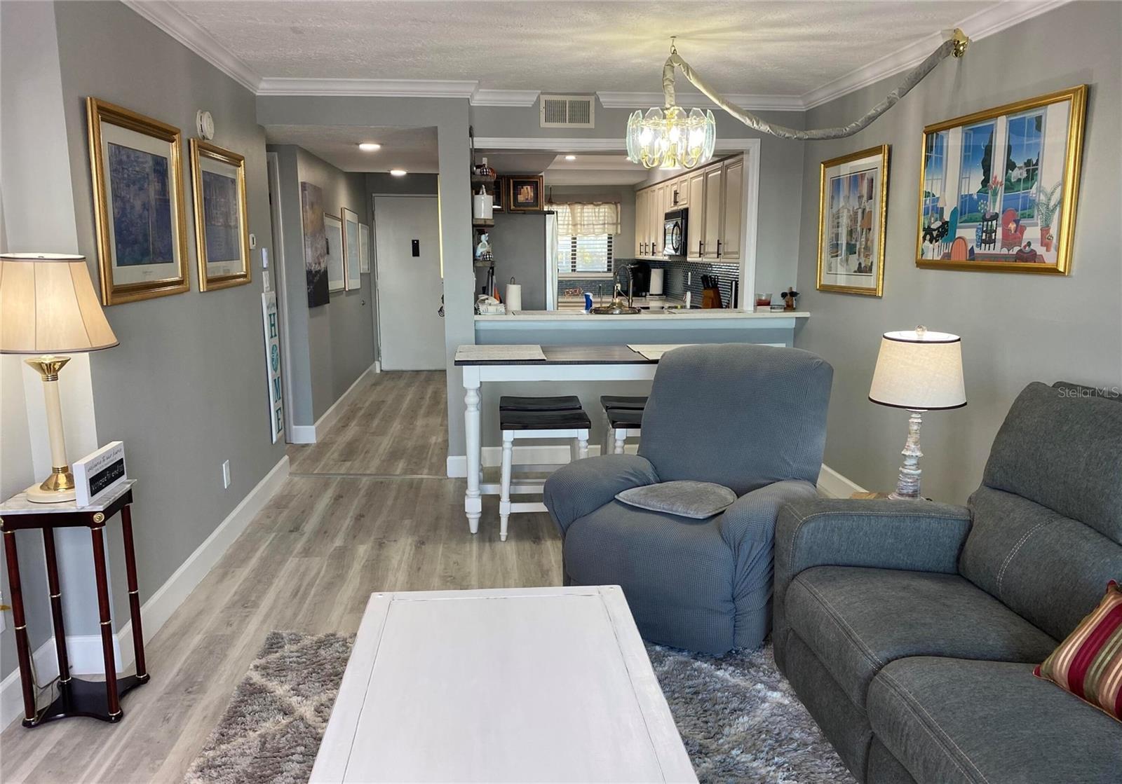 PELICAN POINT A CONDO - Residential Lease