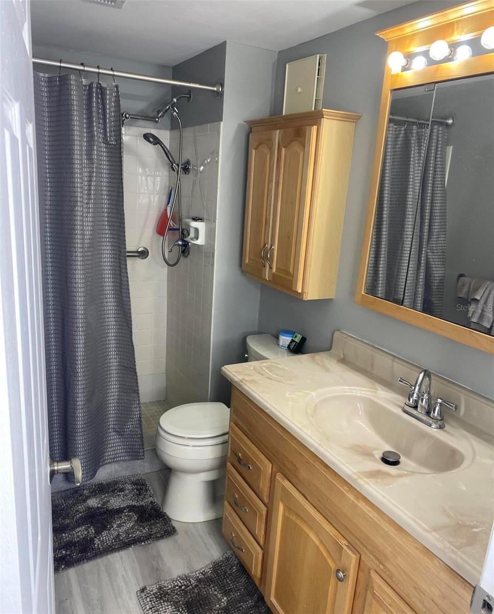 PELICAN POINT A CONDO - Residential Lease