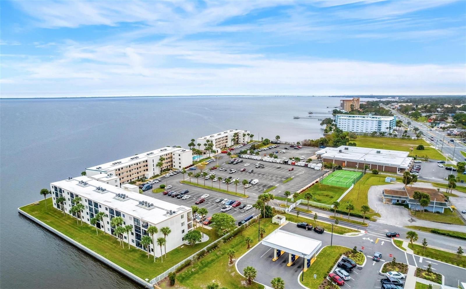 PELICAN POINT A CONDO - Residential Lease