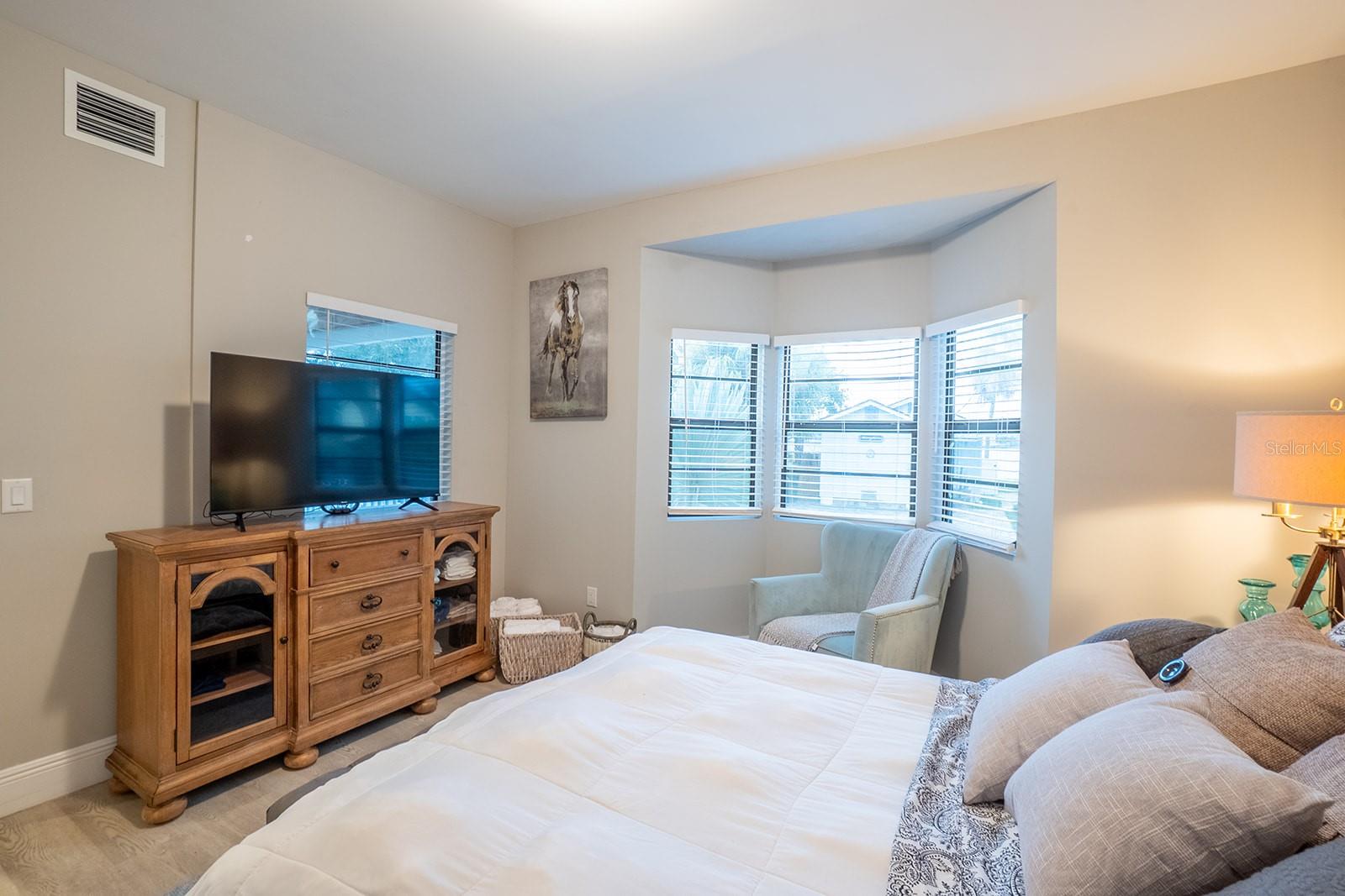 VIRGINIA PARK - Residential Income