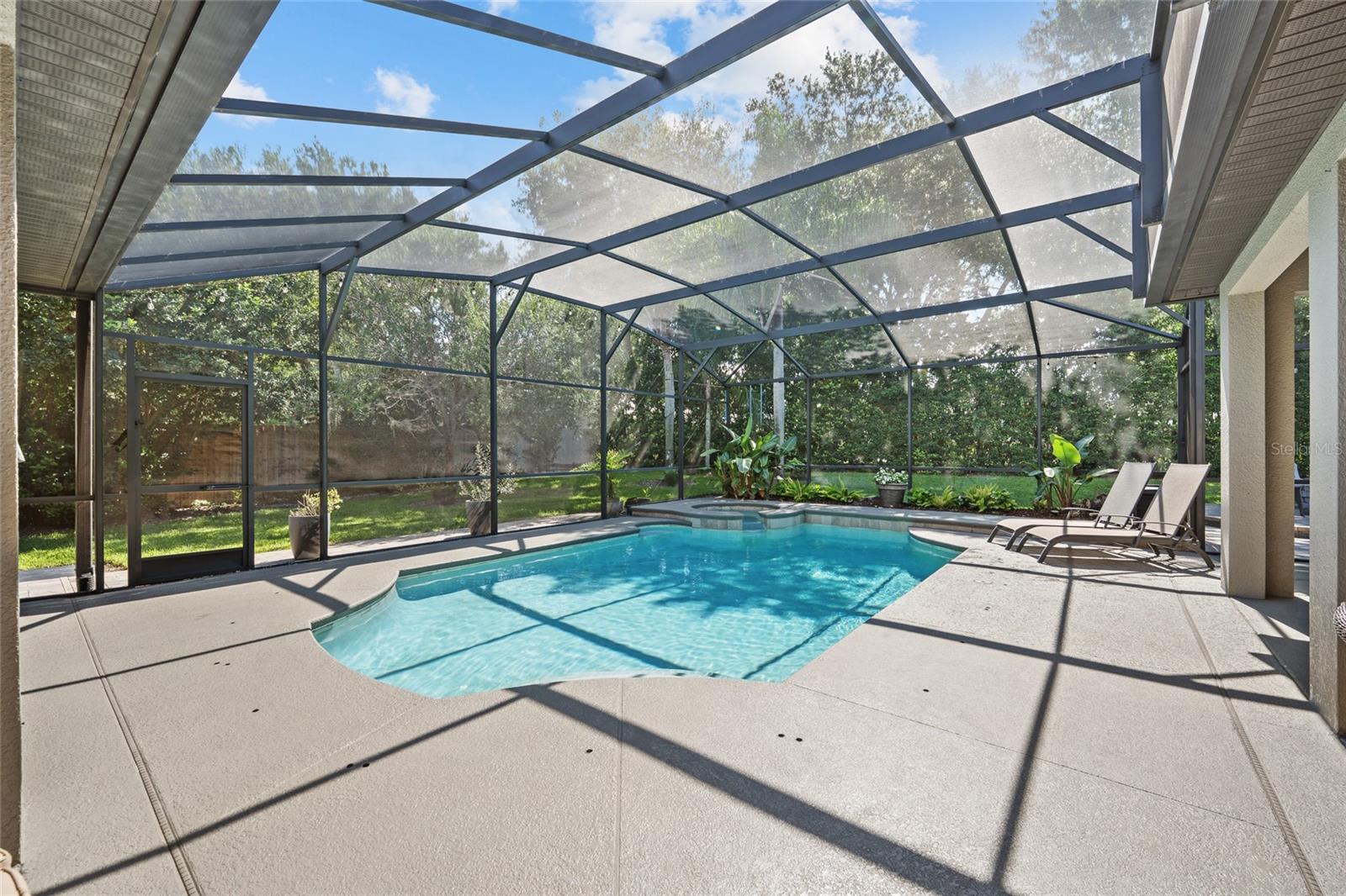 OAKS OF WINDERMERE - Residential