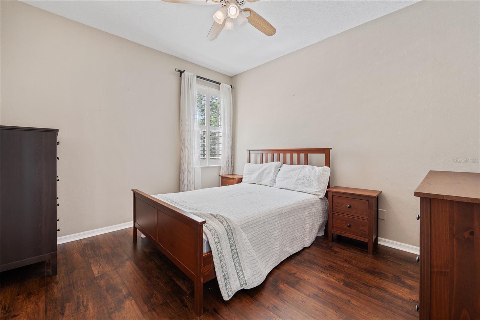 OAKS OF WINDERMERE - Residential