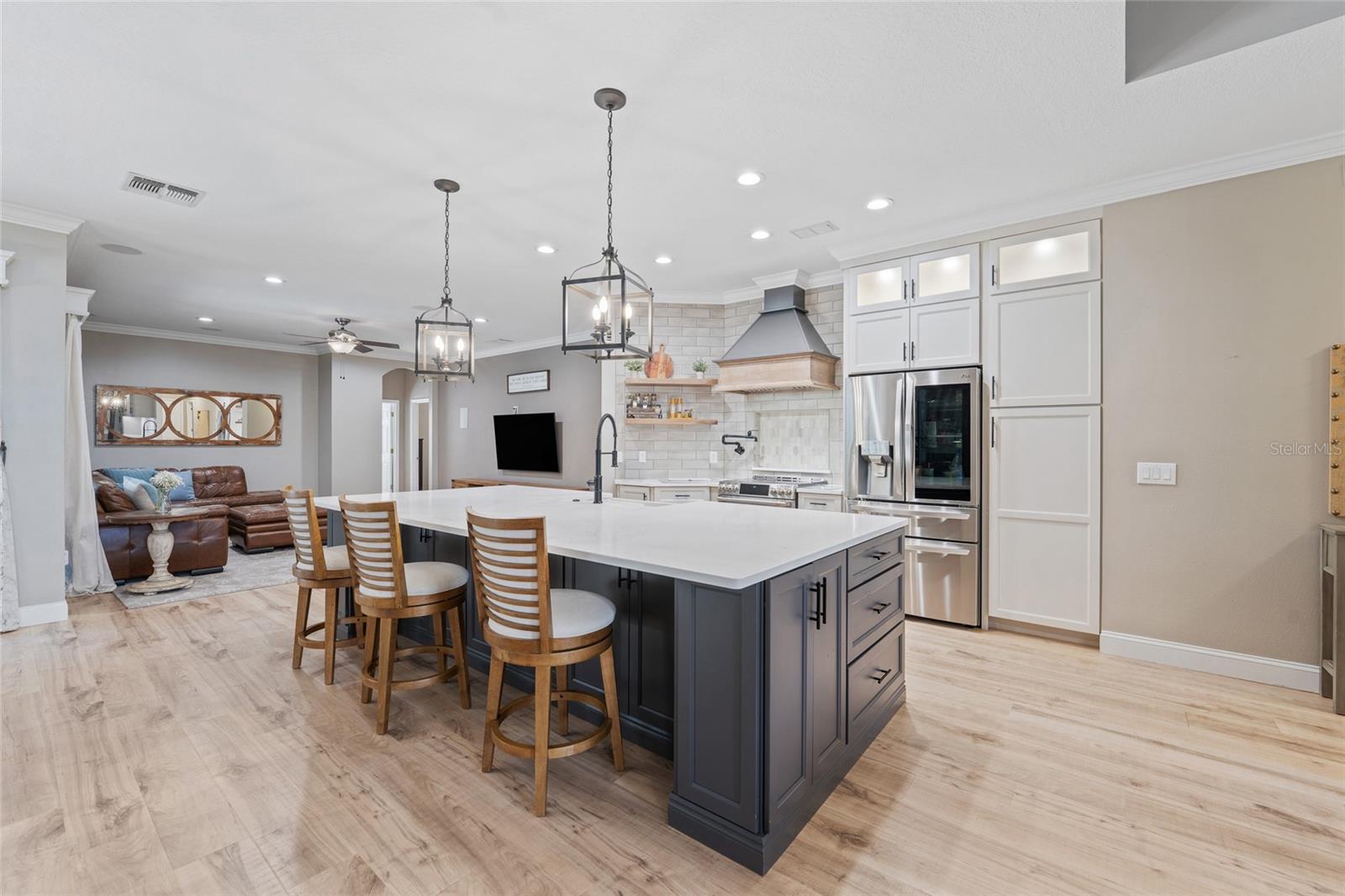 OAKS OF WINDERMERE - Residential