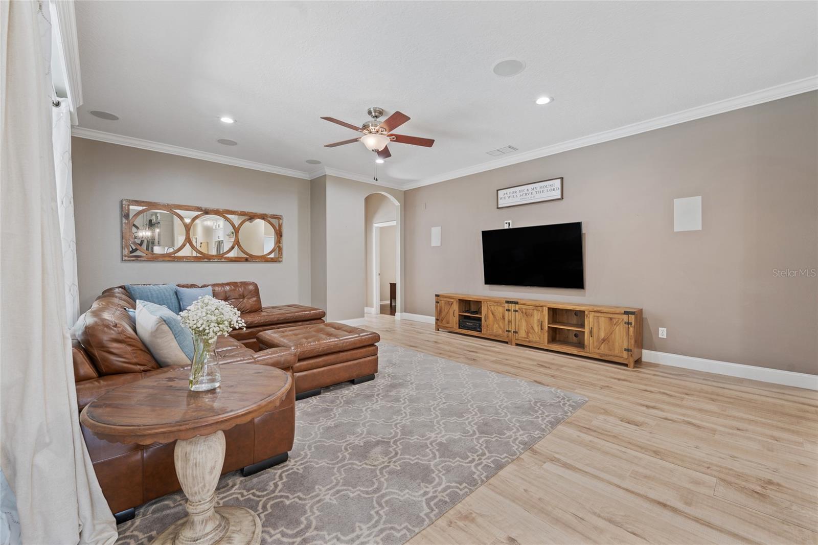 OAKS OF WINDERMERE - Residential