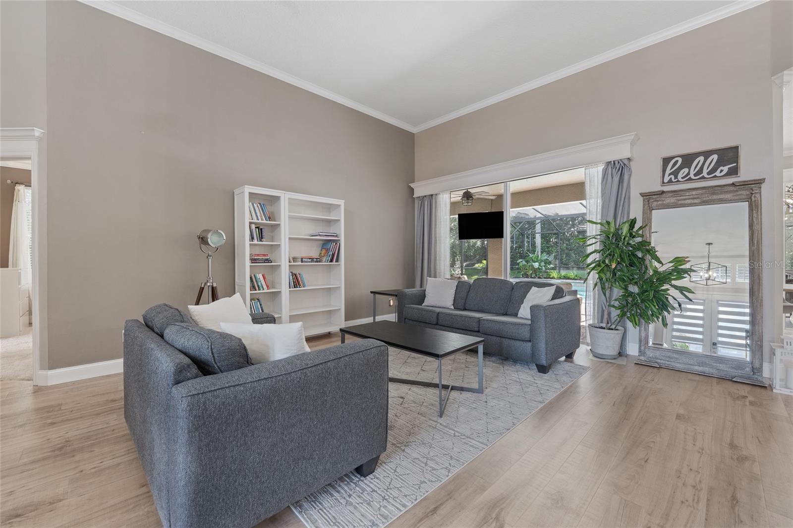OAKS OF WINDERMERE - Residential