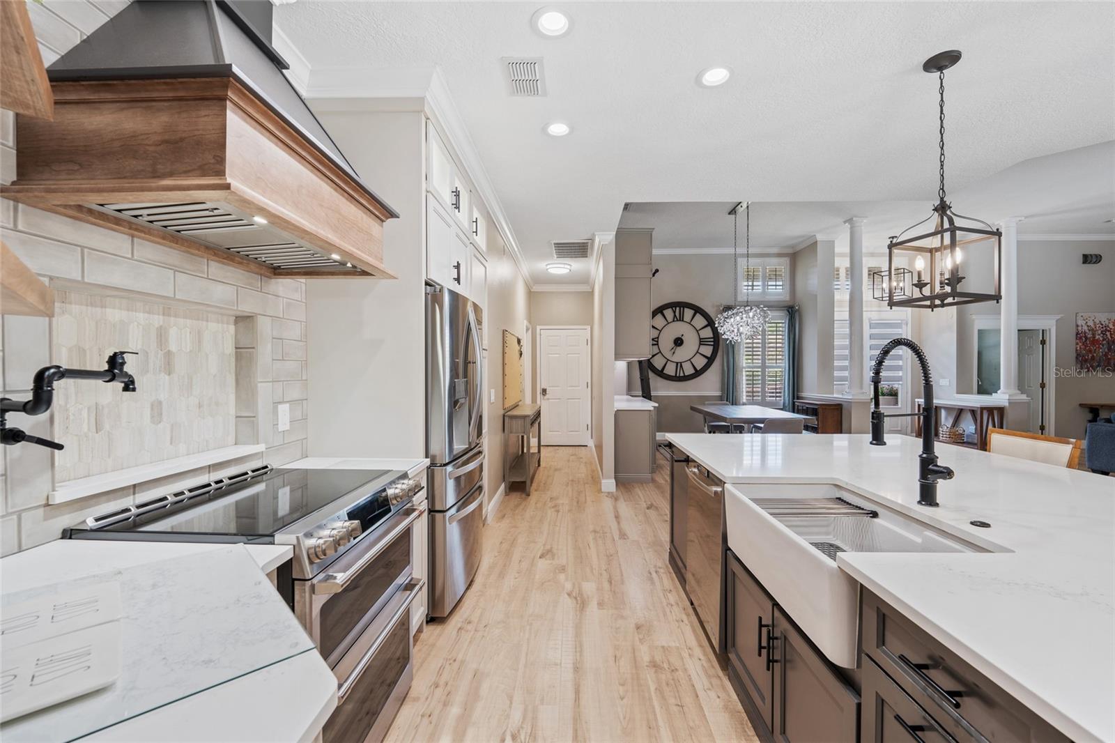 OAKS OF WINDERMERE - Residential