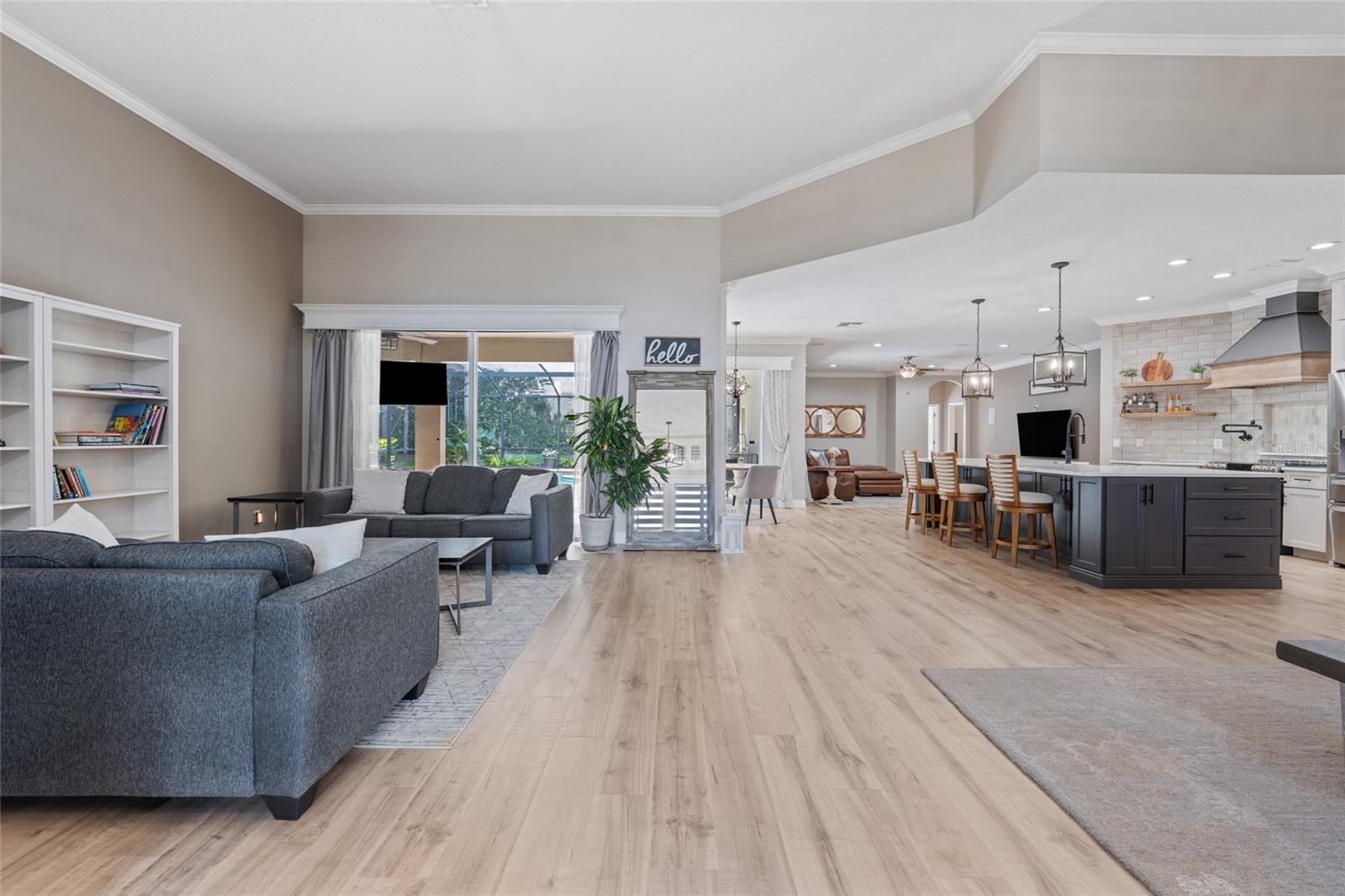 OAKS OF WINDERMERE - Residential