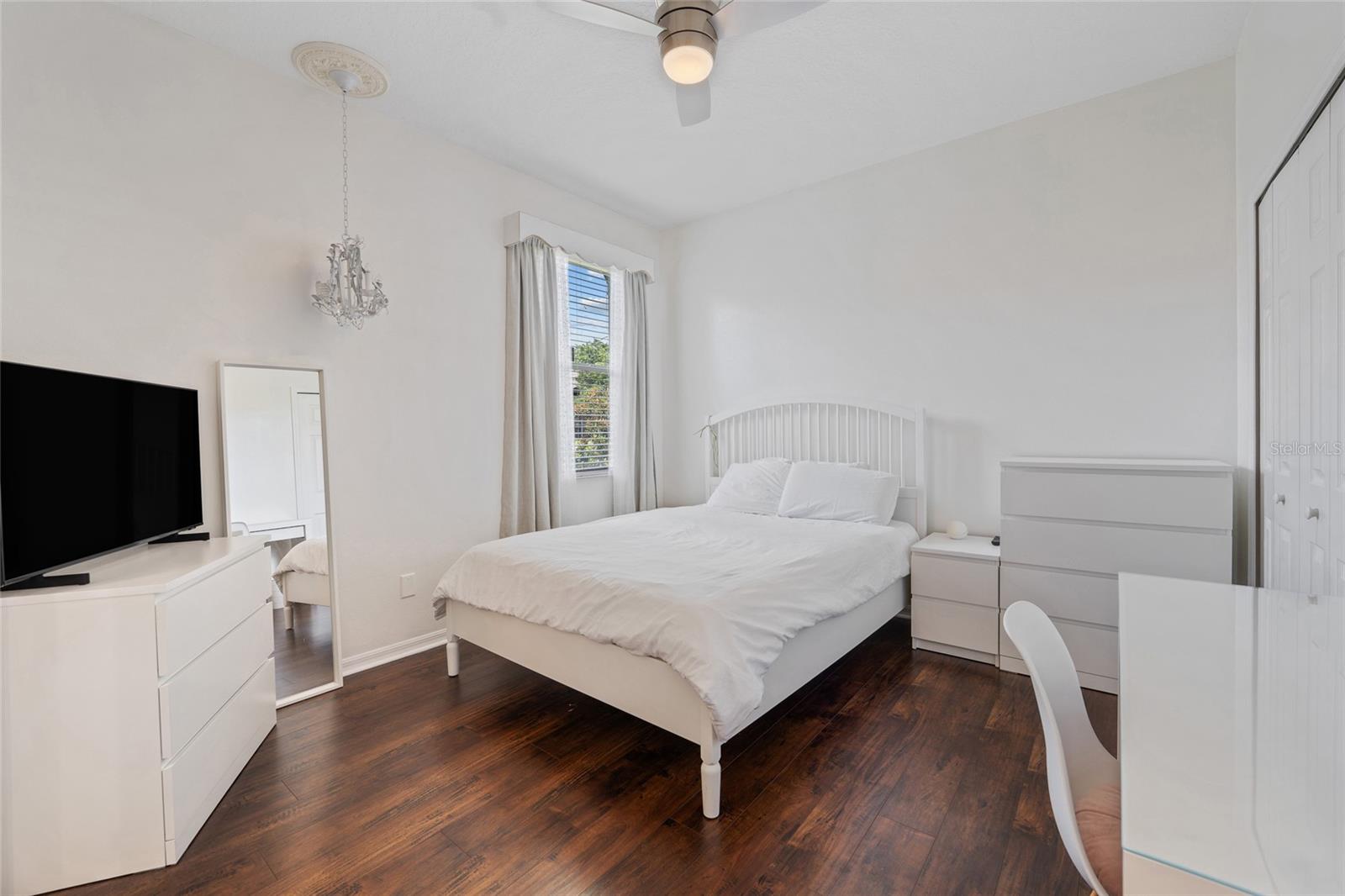 OAKS OF WINDERMERE - Residential
