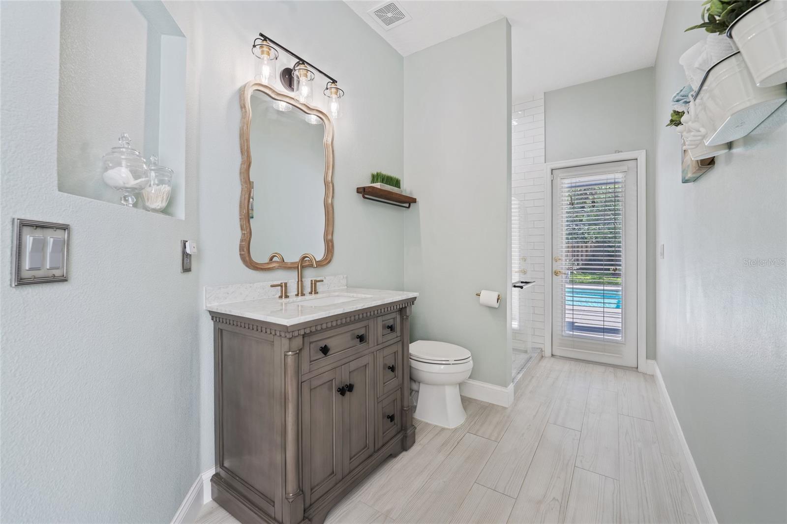 OAKS OF WINDERMERE - Residential