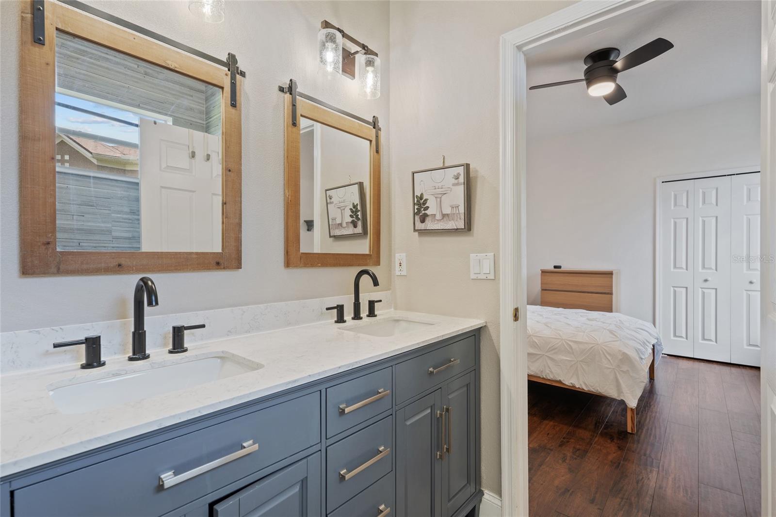 OAKS OF WINDERMERE - Residential