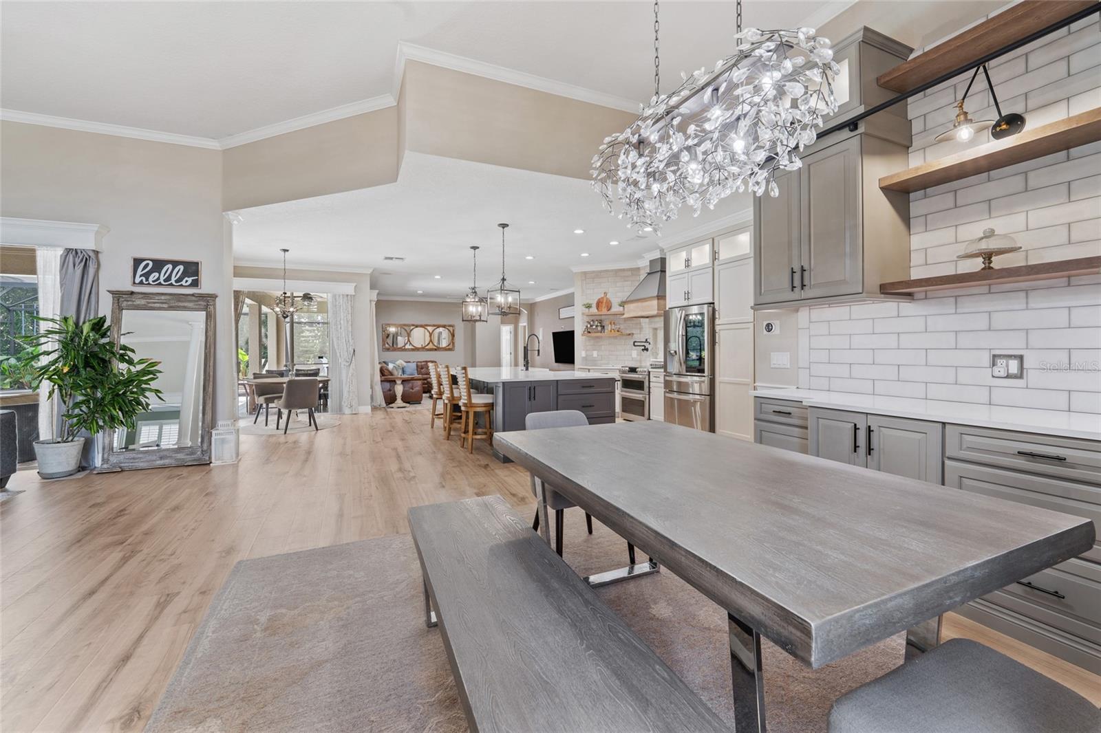OAKS OF WINDERMERE - Residential