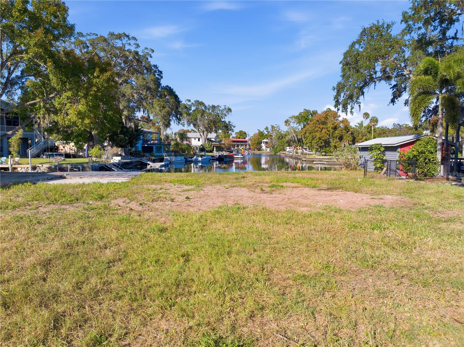 WEEKI WACHEE GARDENS - Land