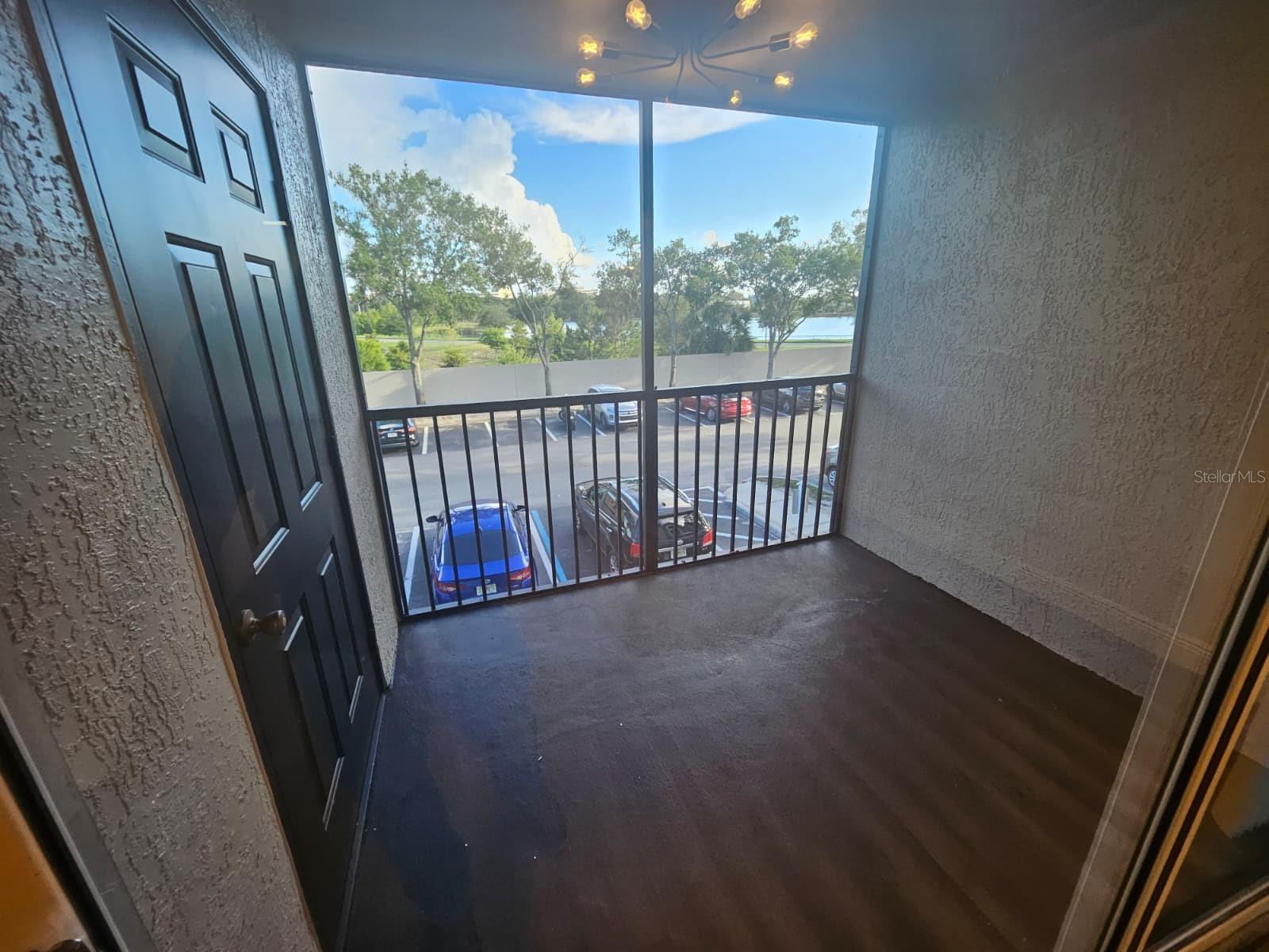 SANDLAKE PRIVATE RESIDENCES - Residential Lease