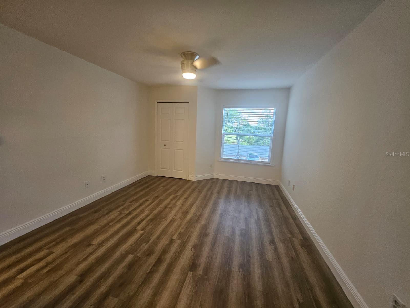 SANDLAKE PRIVATE RESIDENCES - Residential Lease