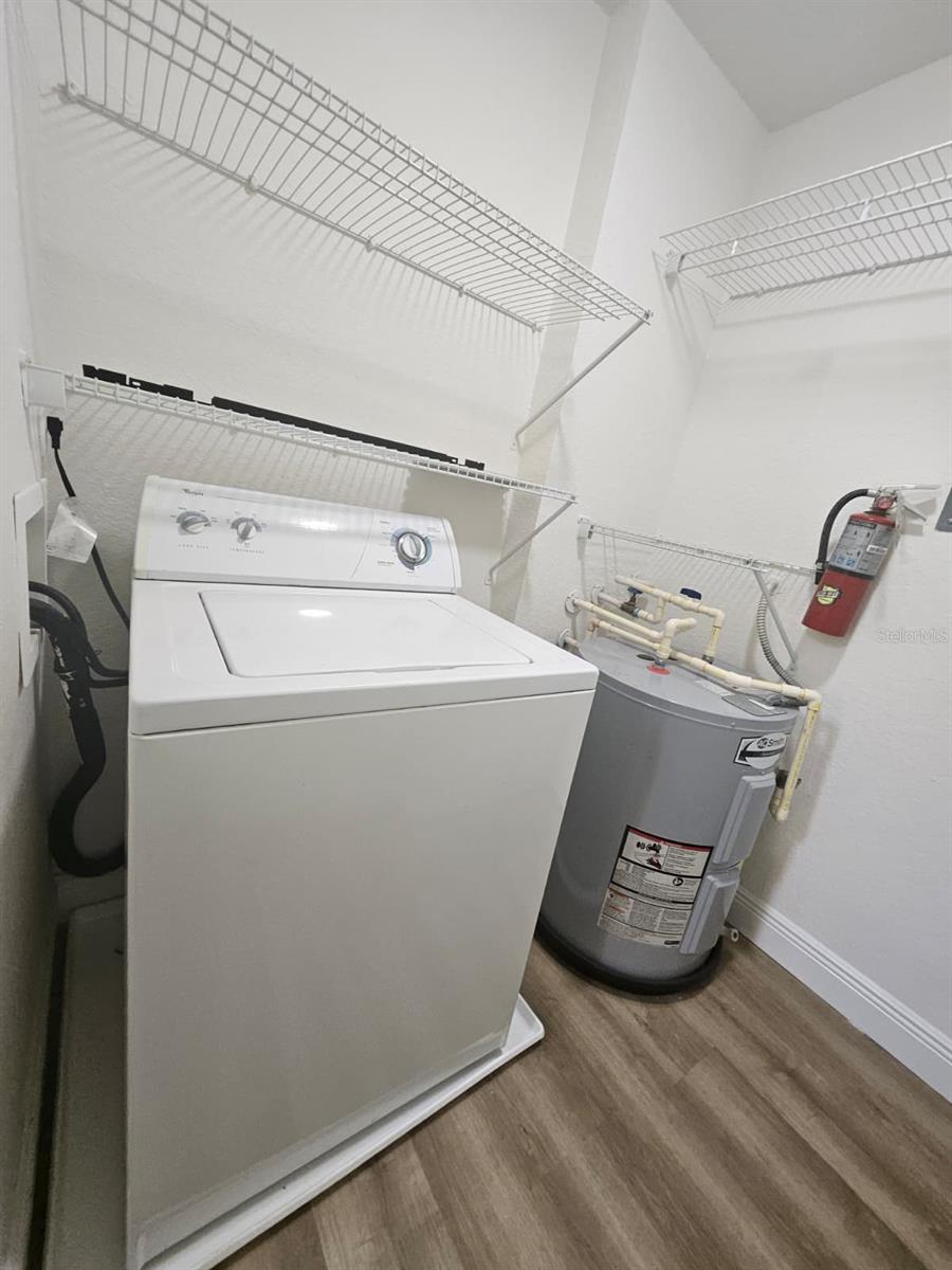 SANDLAKE PRIVATE RESIDENCES - Residential Lease