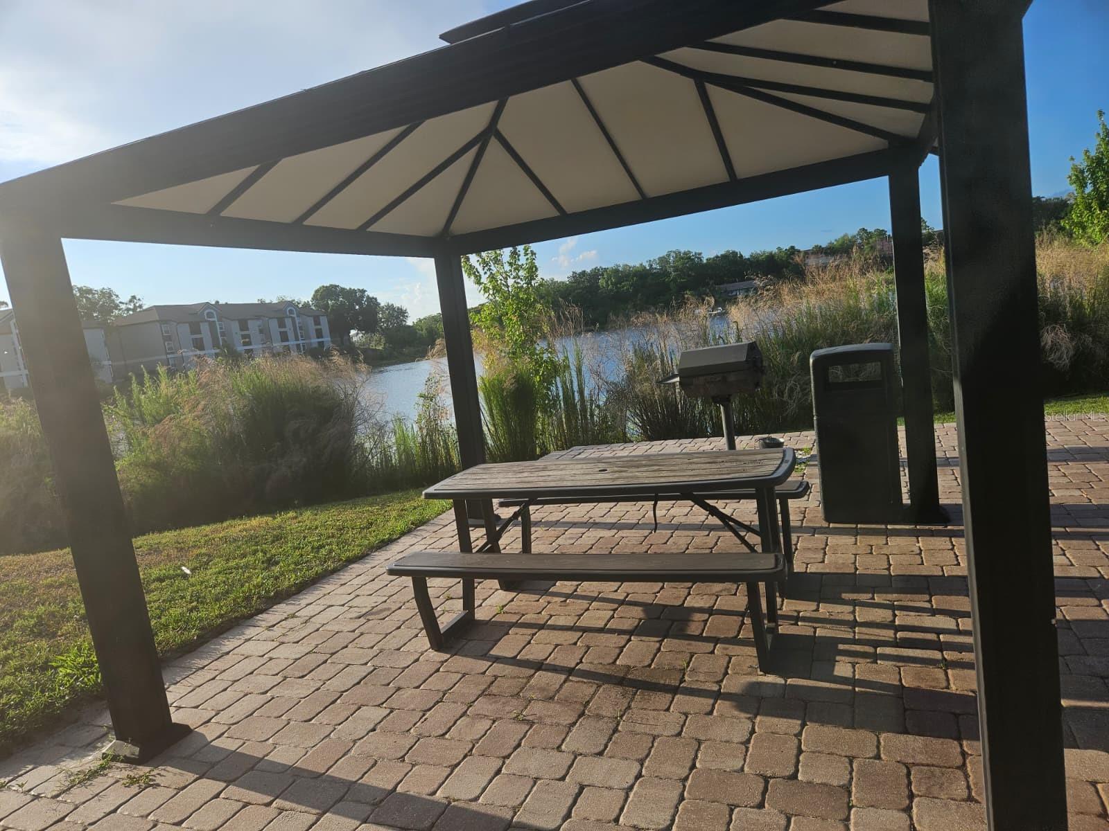 SANDLAKE PRIVATE RESIDENCES - Residential Lease