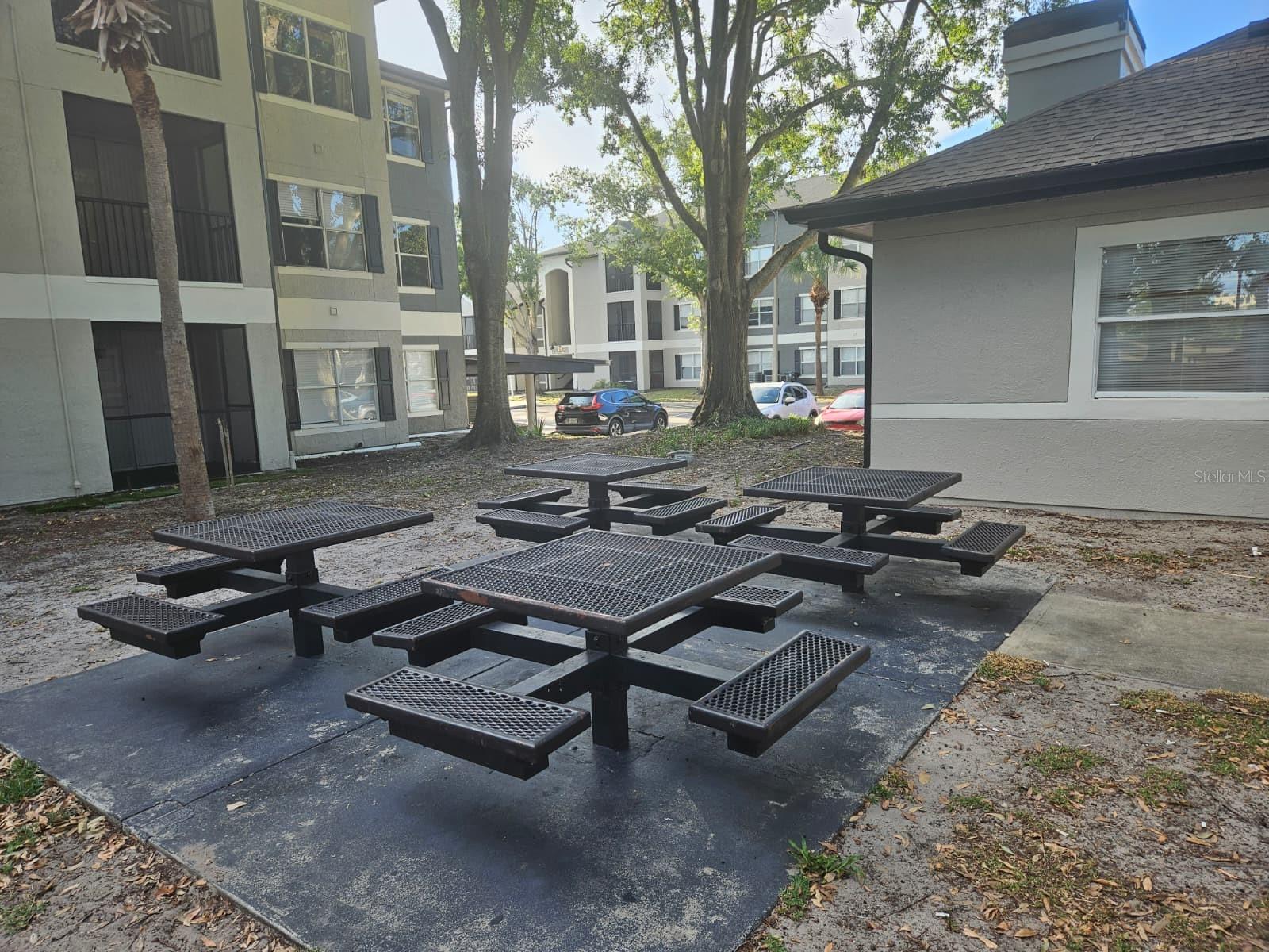 SANDLAKE PRIVATE RESIDENCES - Residential Lease