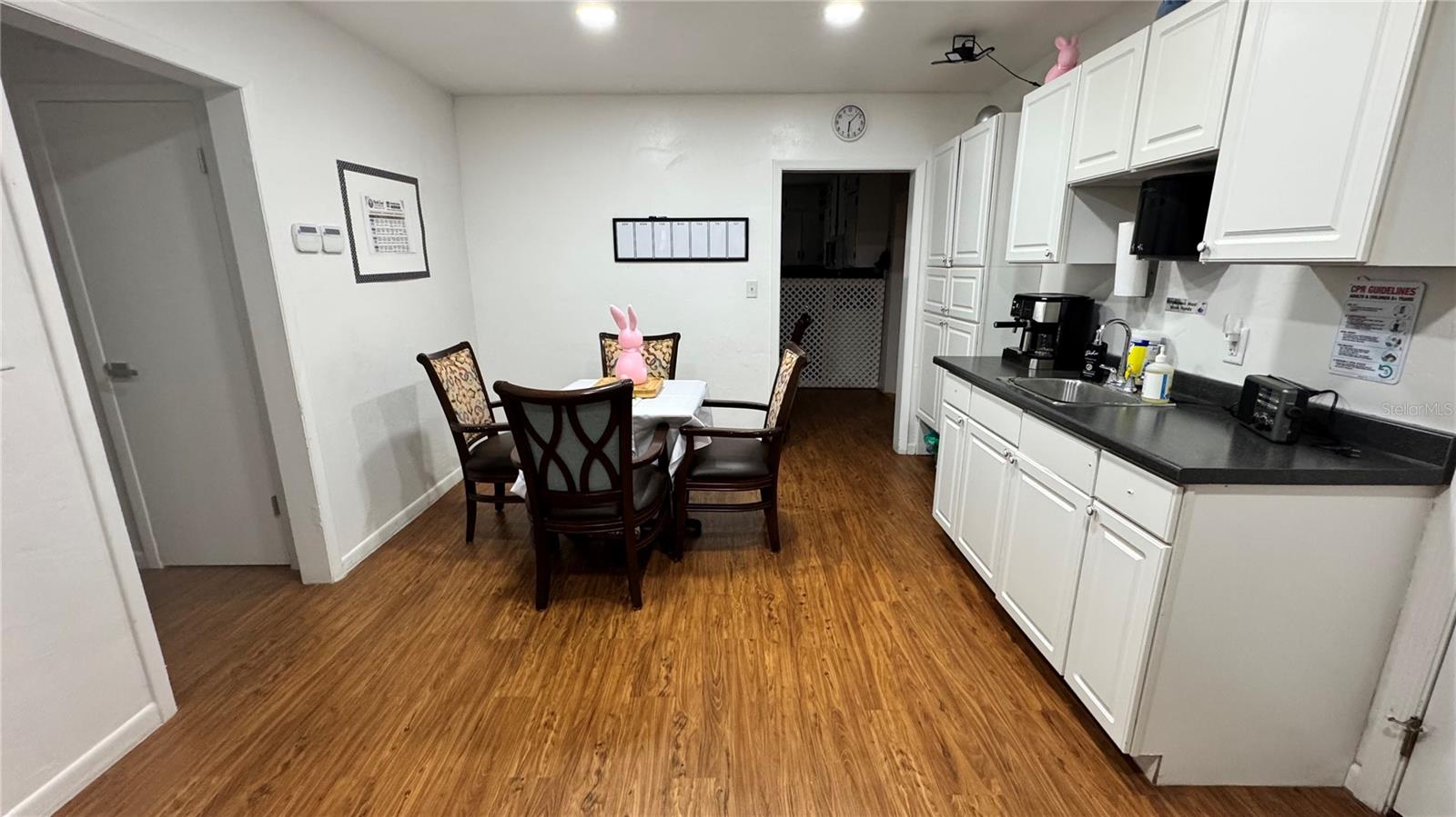 CHIEFLAND - Commercial Sale