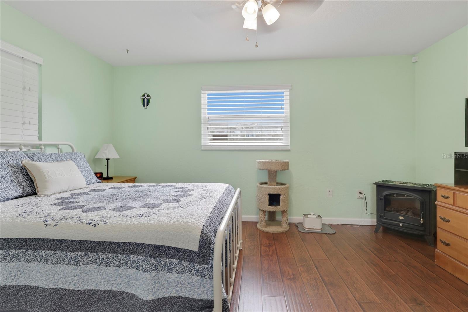 SUNSHINE ESTATES - Residential