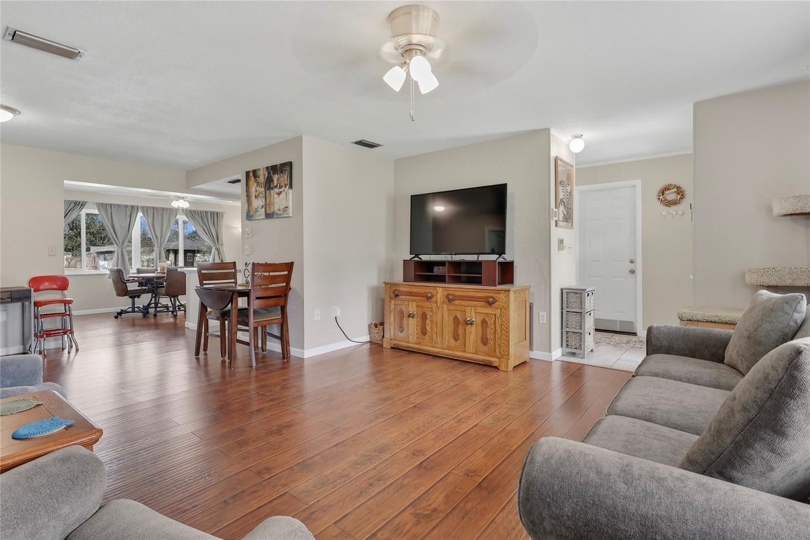 SUNSHINE ESTATES - Residential