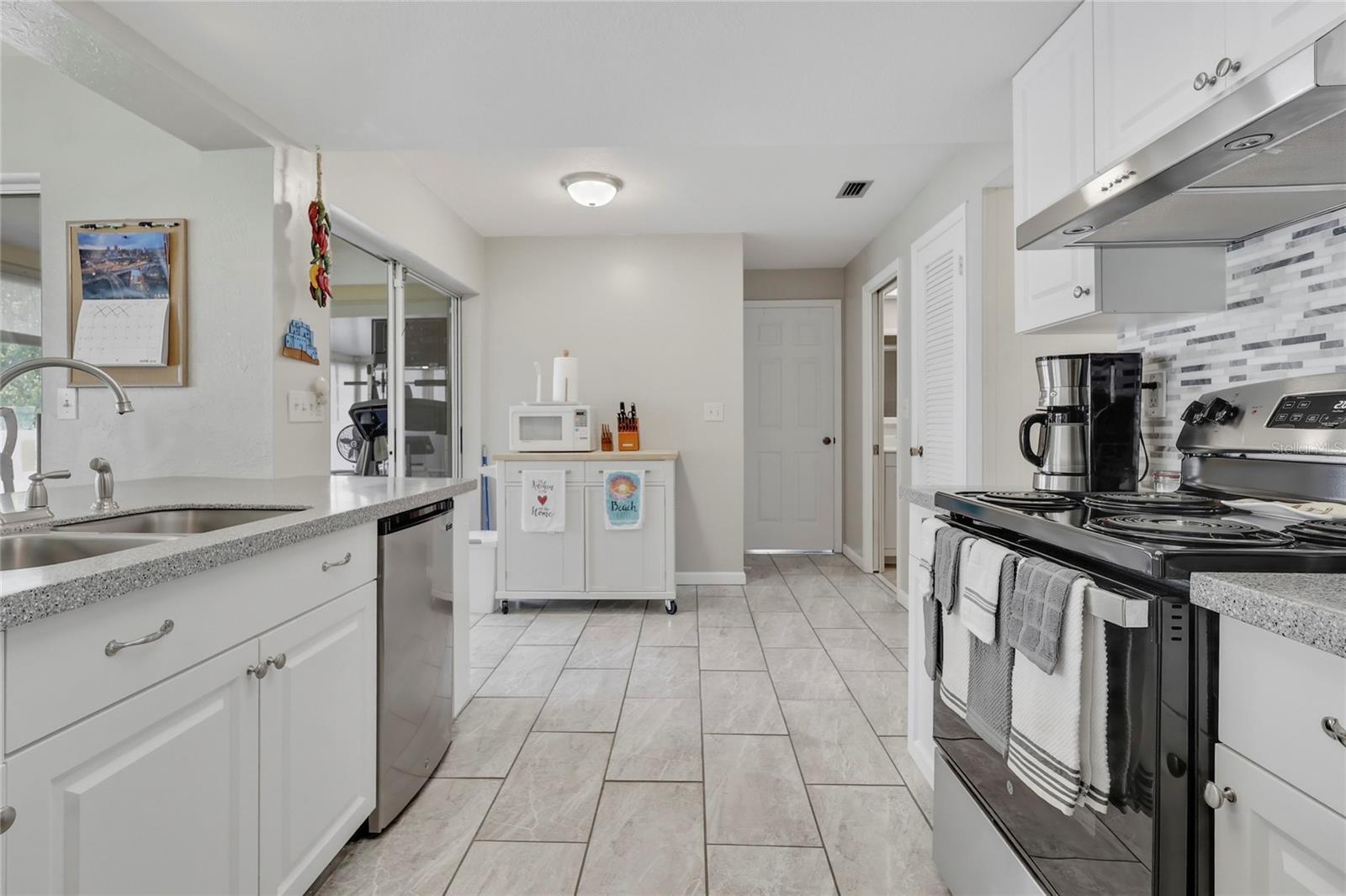 SUNSHINE ESTATES - Residential
